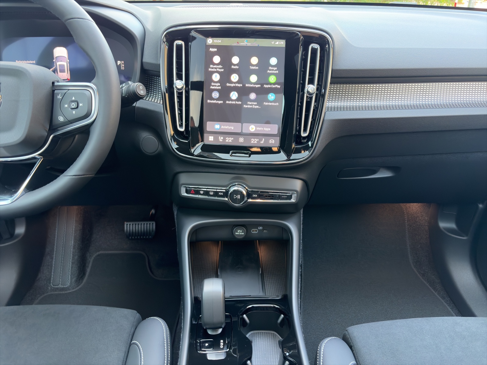 VOLVO EX40 Twin Black Edition AWD-image-13