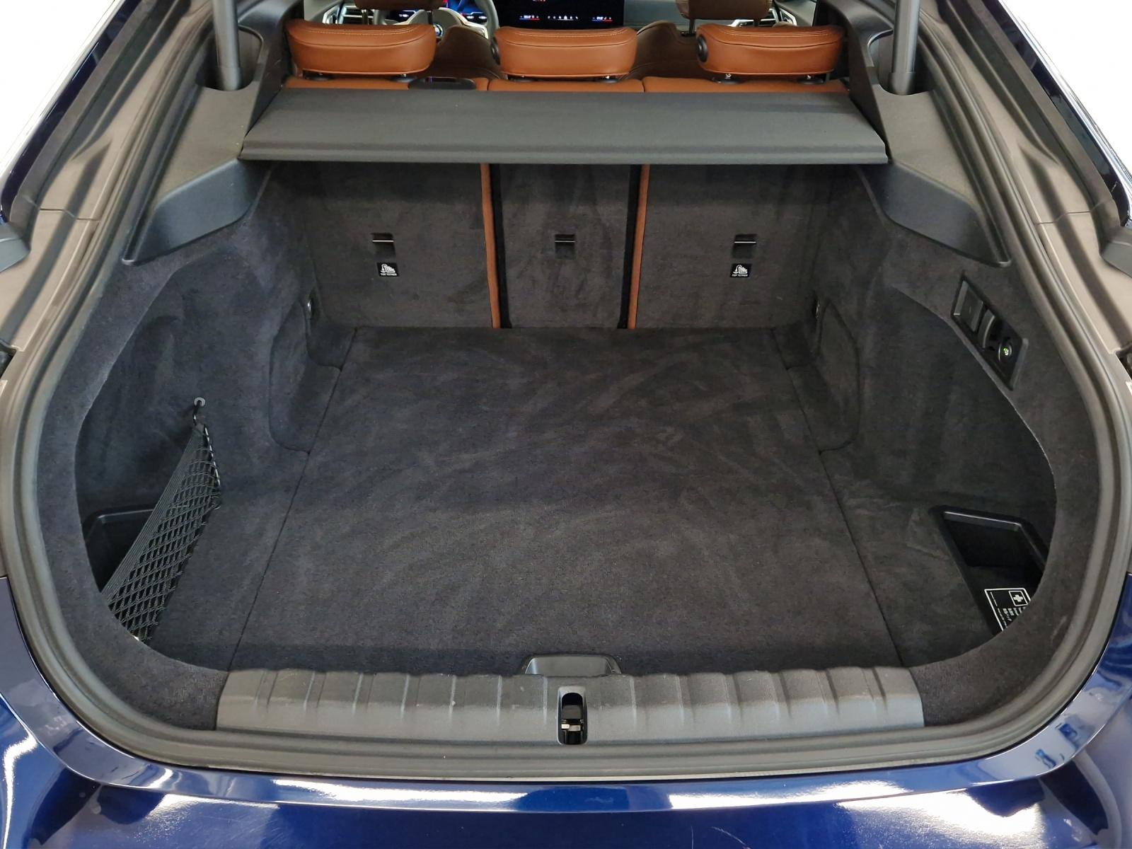 BMW i4 M50 M Sport Pro-image-4