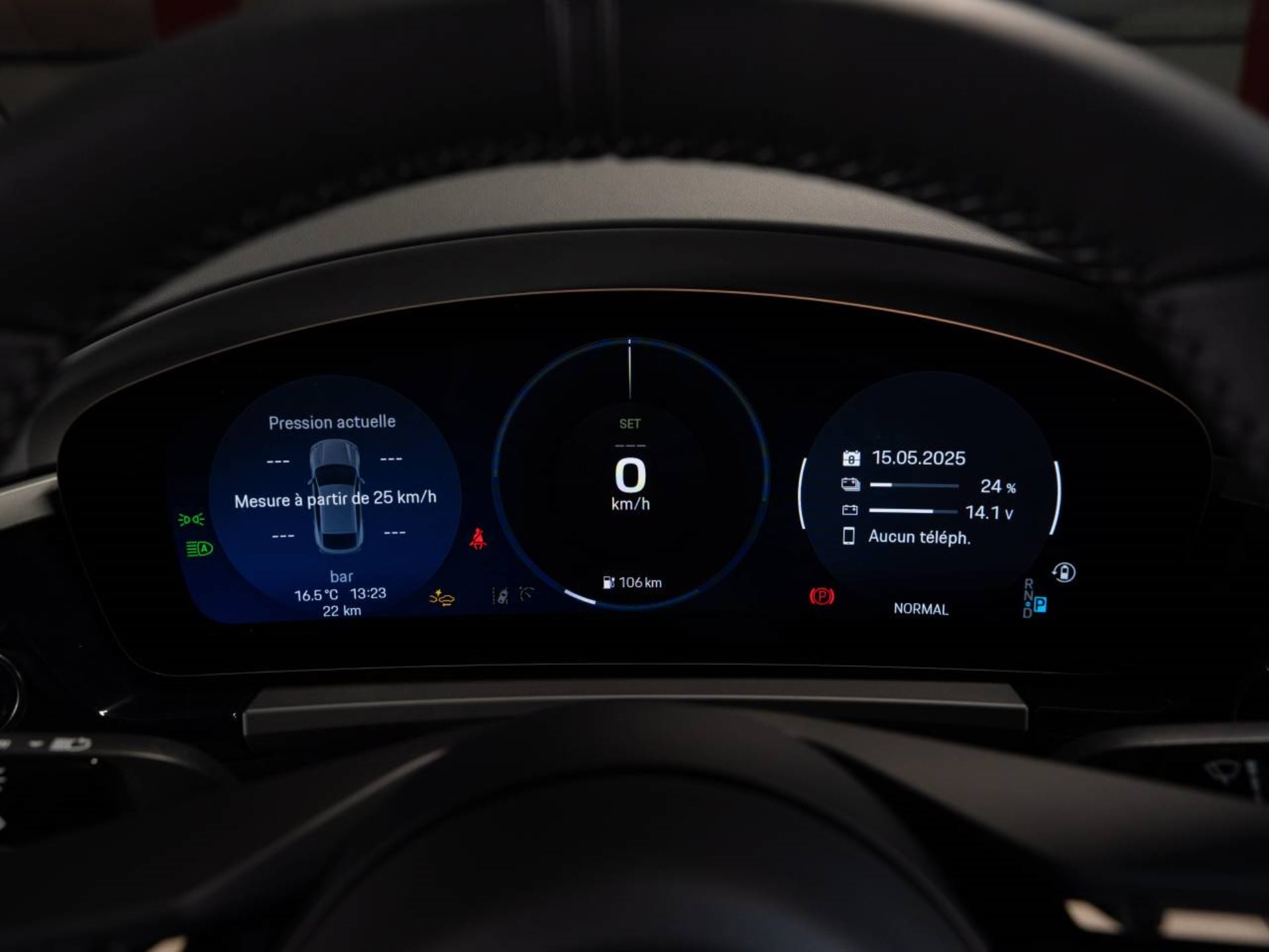 PORSCHE Macan Turbo-image-12
