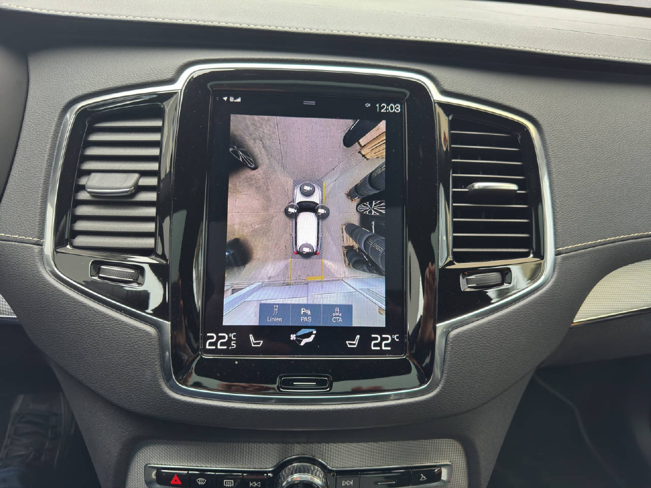 VOLVO XC90 2.0 T8 TE Inscription Expression 7P. eAWD-image-9