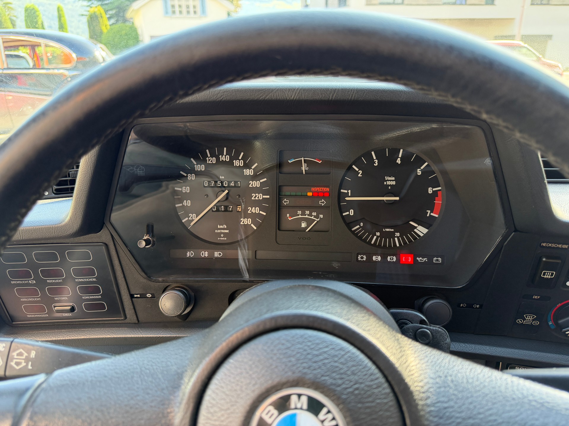 BMW CSI-image-11