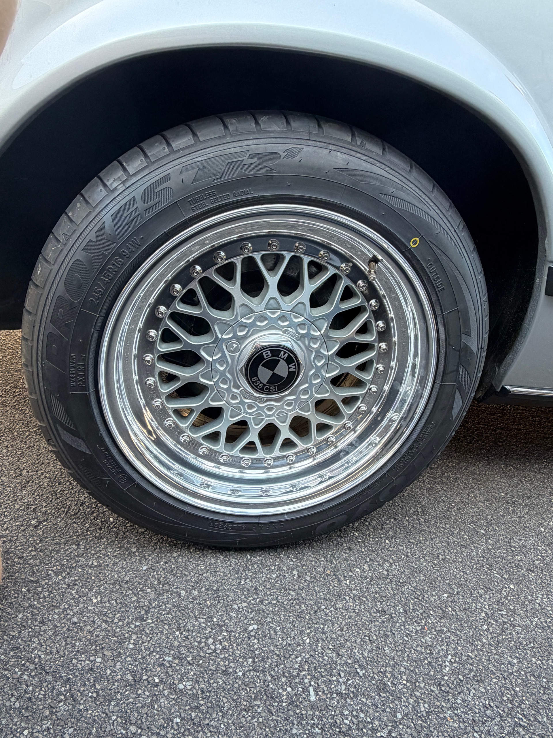BMW CSI-image-13