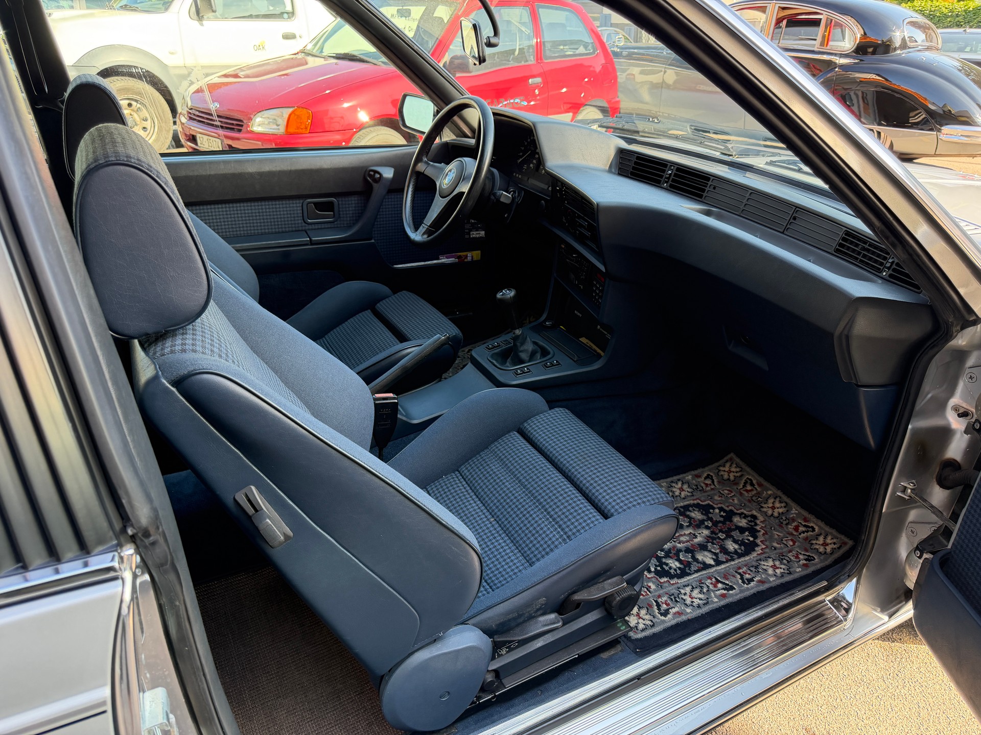 BMW CSI-image-5