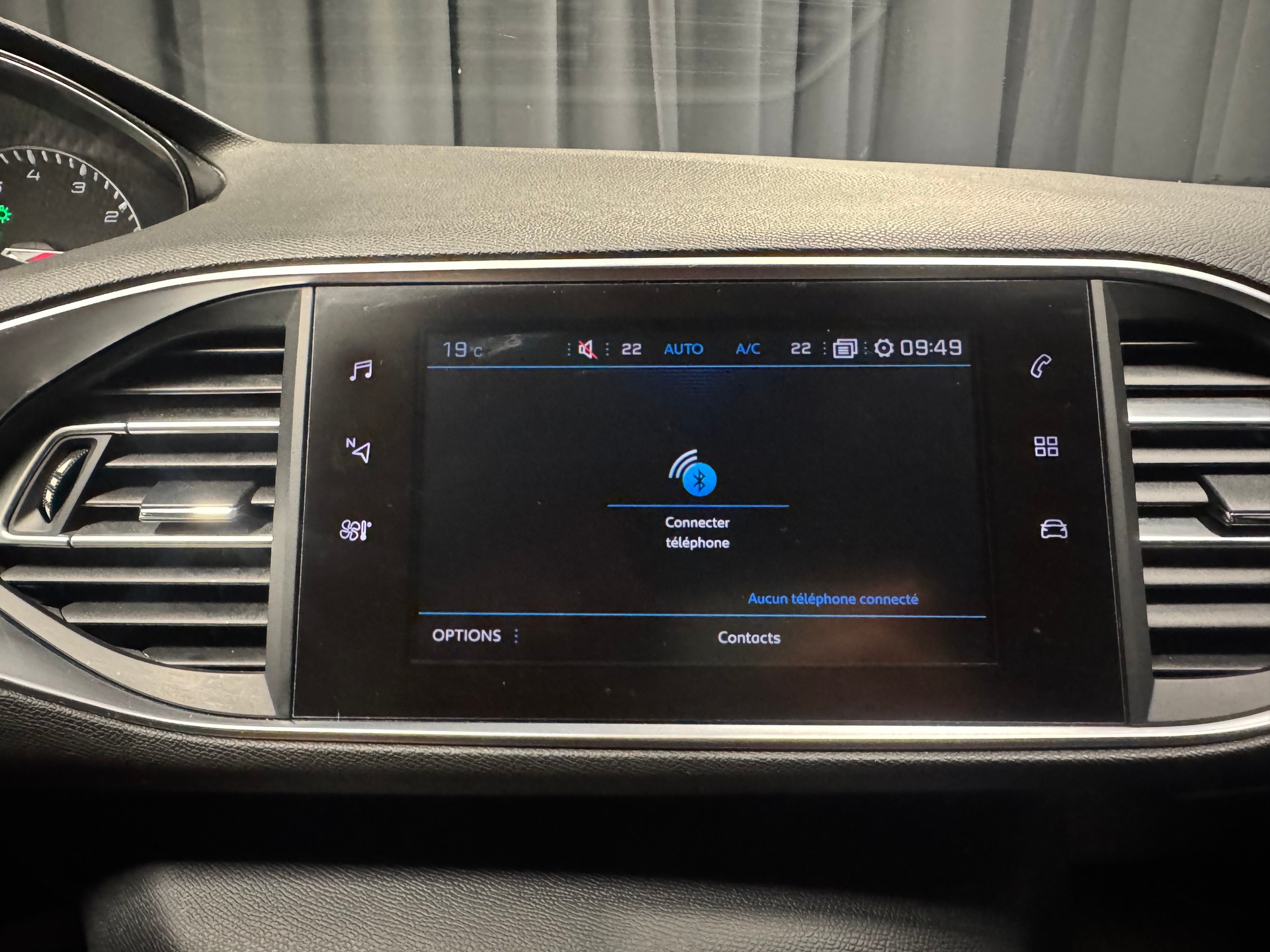 PEUGEOT 308 1.2 Pure Tech Allure EAT6(M)(48)-image-12