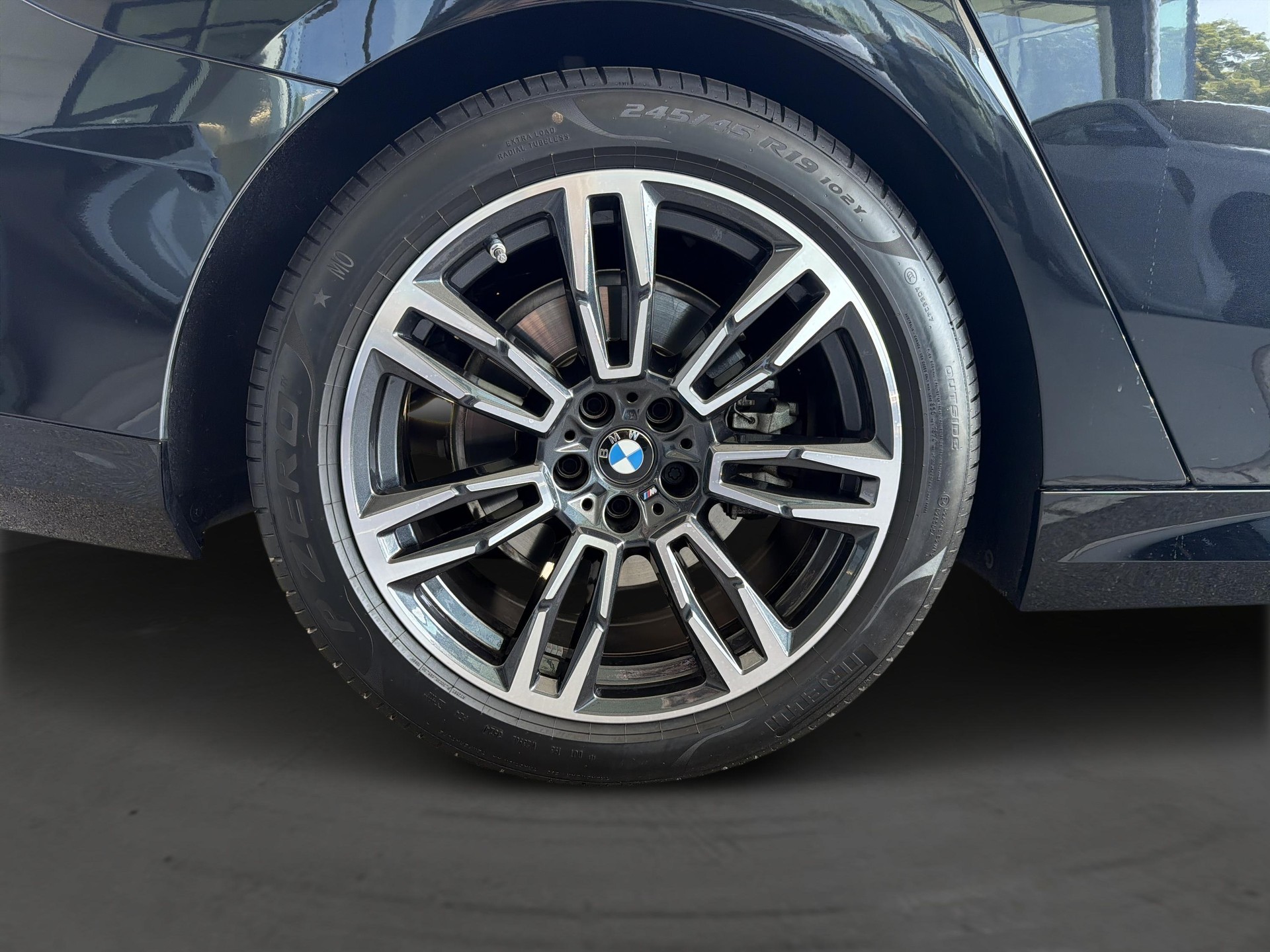 BMW 520d xDr 48V Tour M Sport-image-6