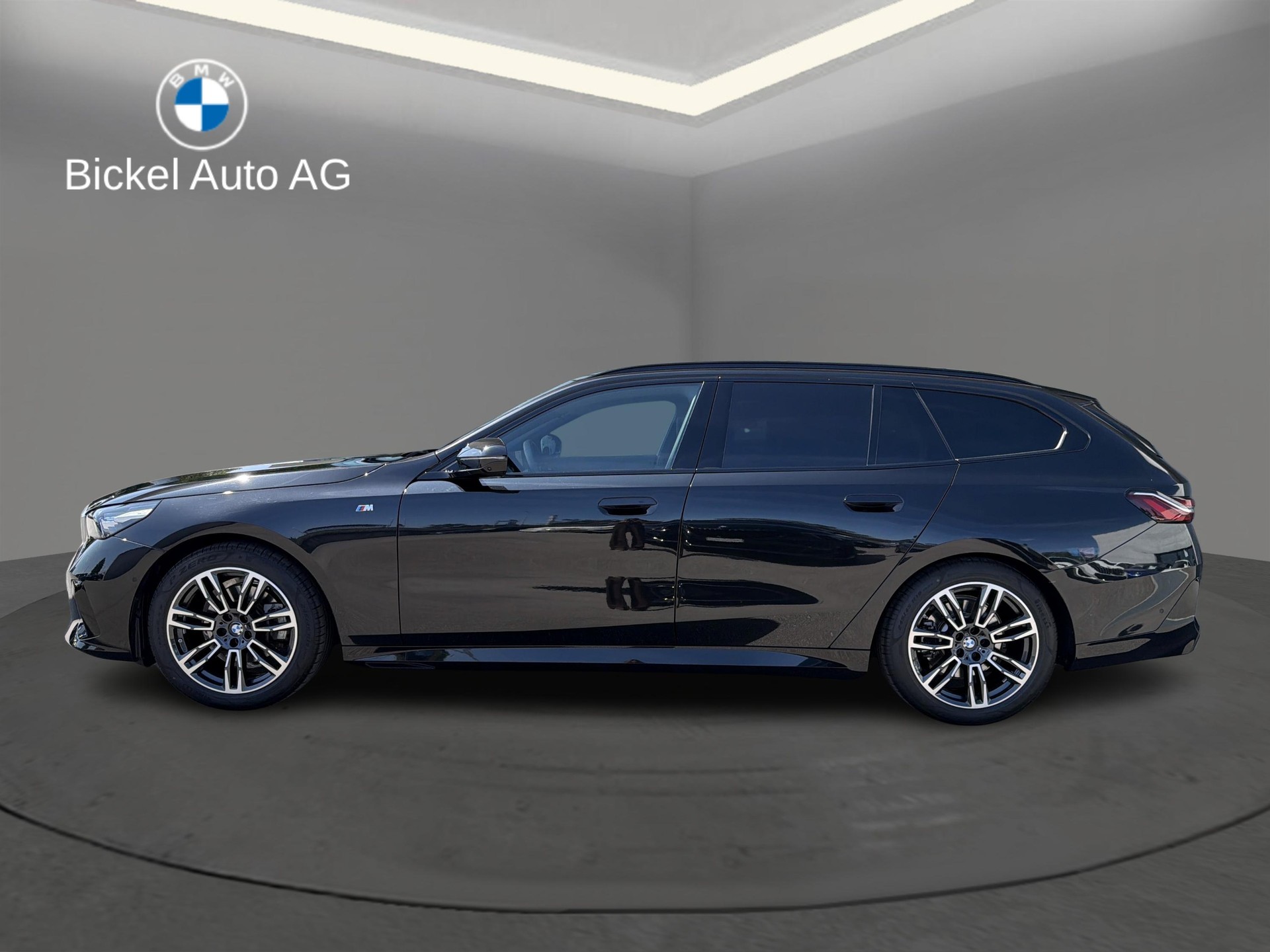 BMW 520d xDr 48V Tour M Sport-image-3