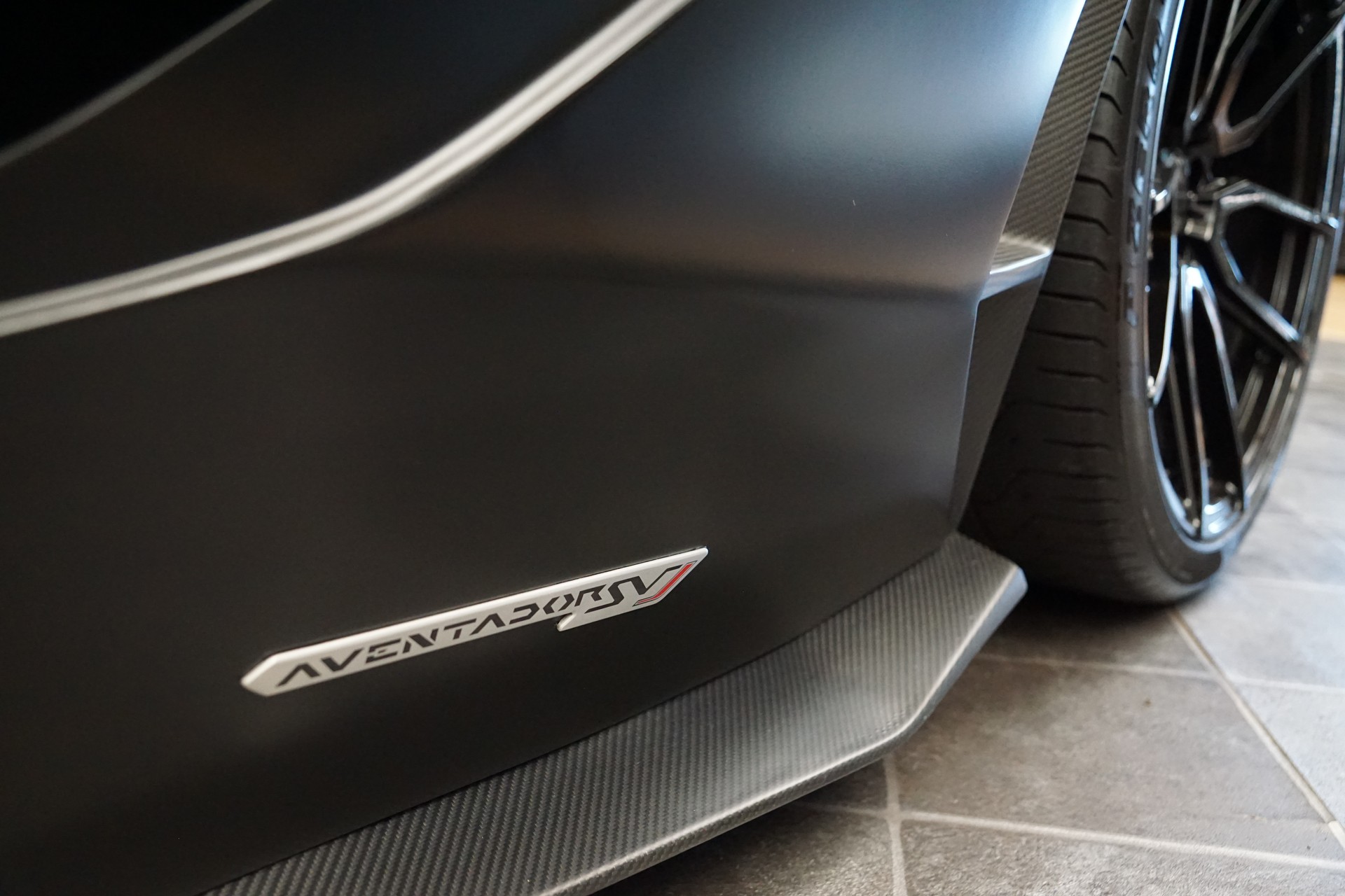 LAMBORGHINI Aventador LP700-4 Coupé E-Gear-image-12