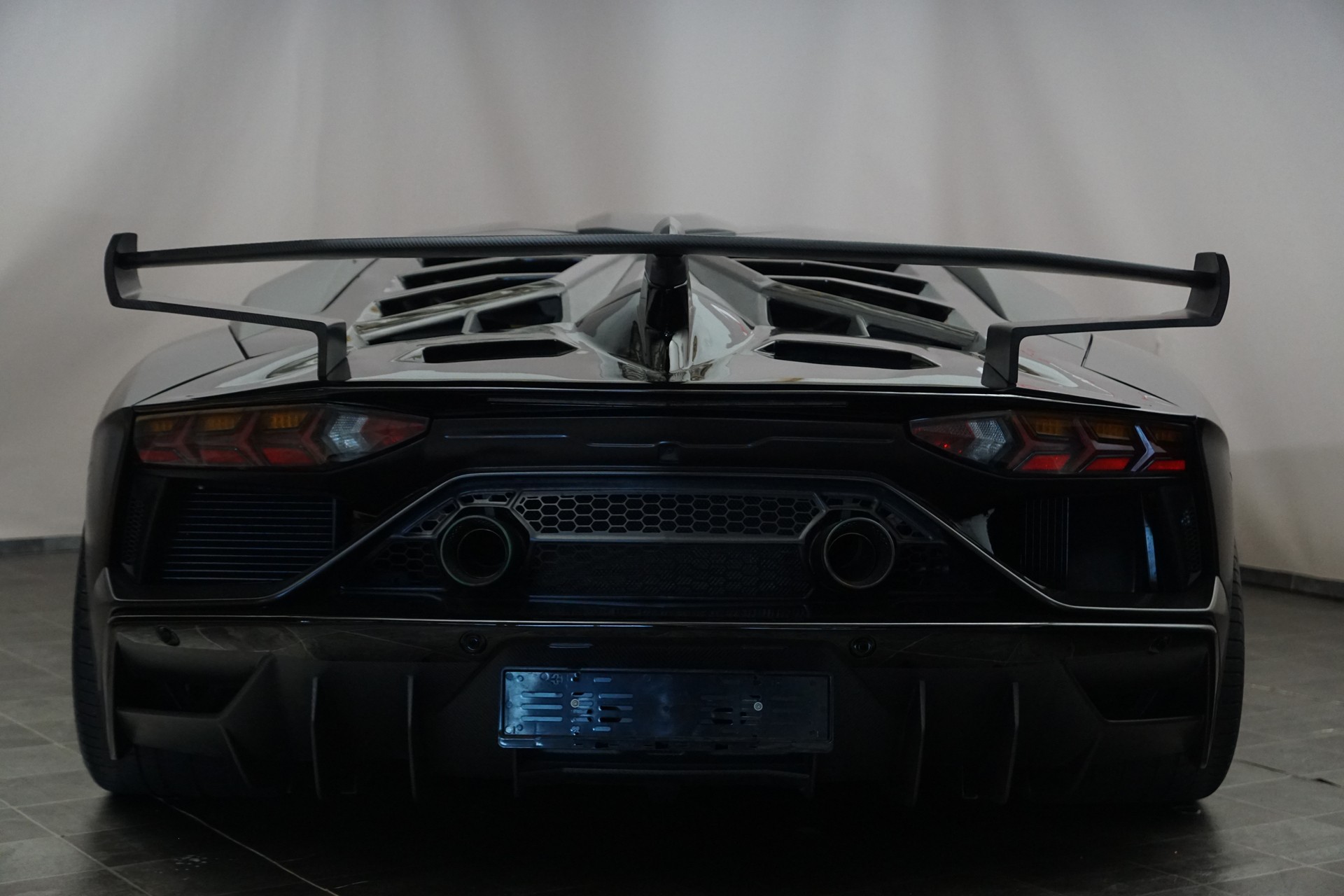 LAMBORGHINI Aventador LP700-4 Coupé E-Gear-image-5