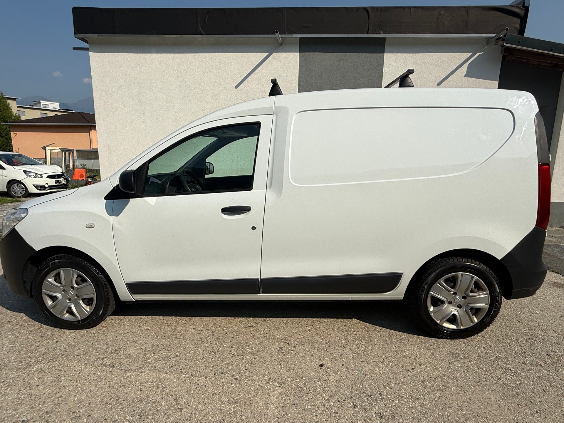 DACIA Dokker Van dCi 75 S&S Essential Verblecht-image-4