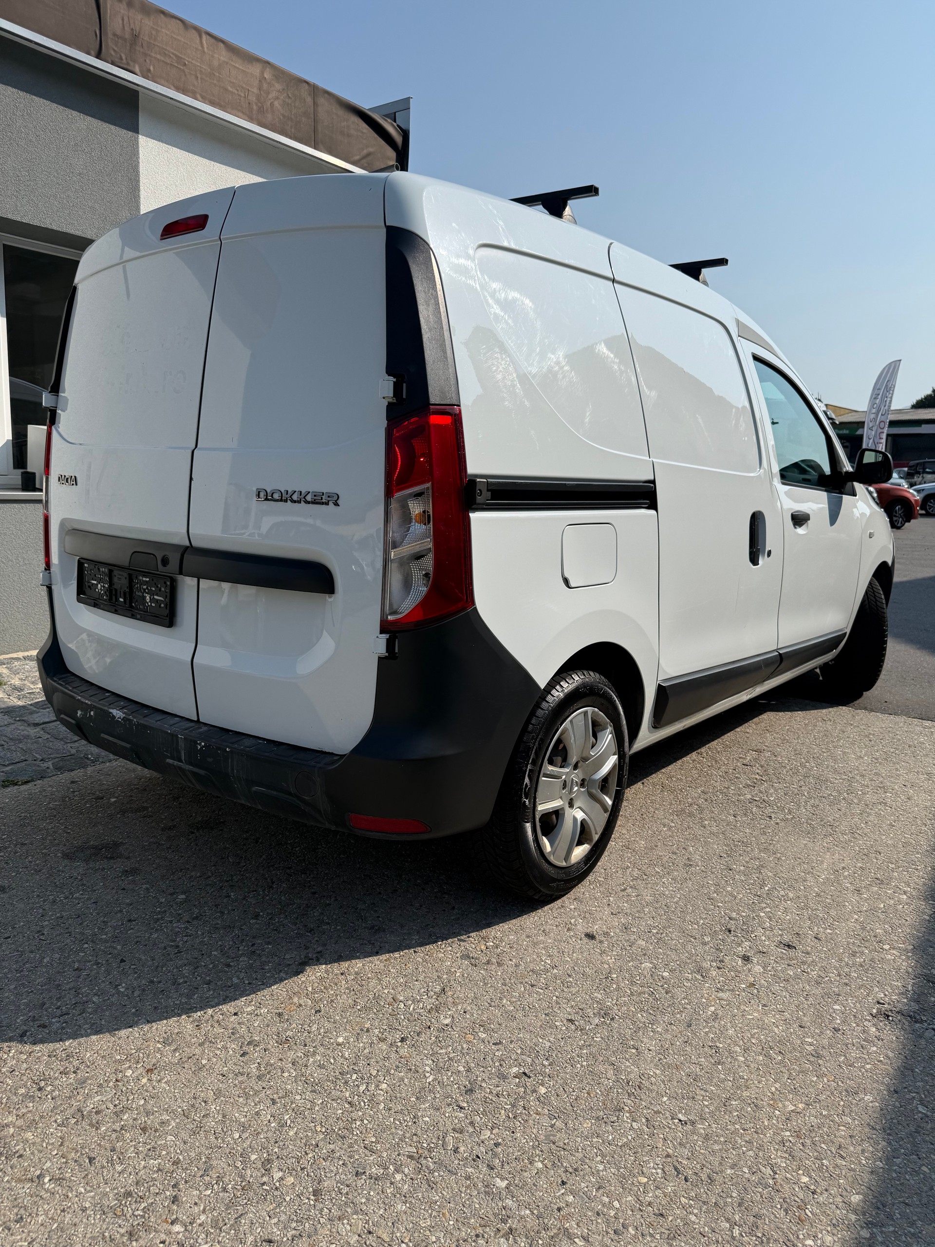 DACIA Dokker Van dCi 75 S&S Essential Verblecht-image-6