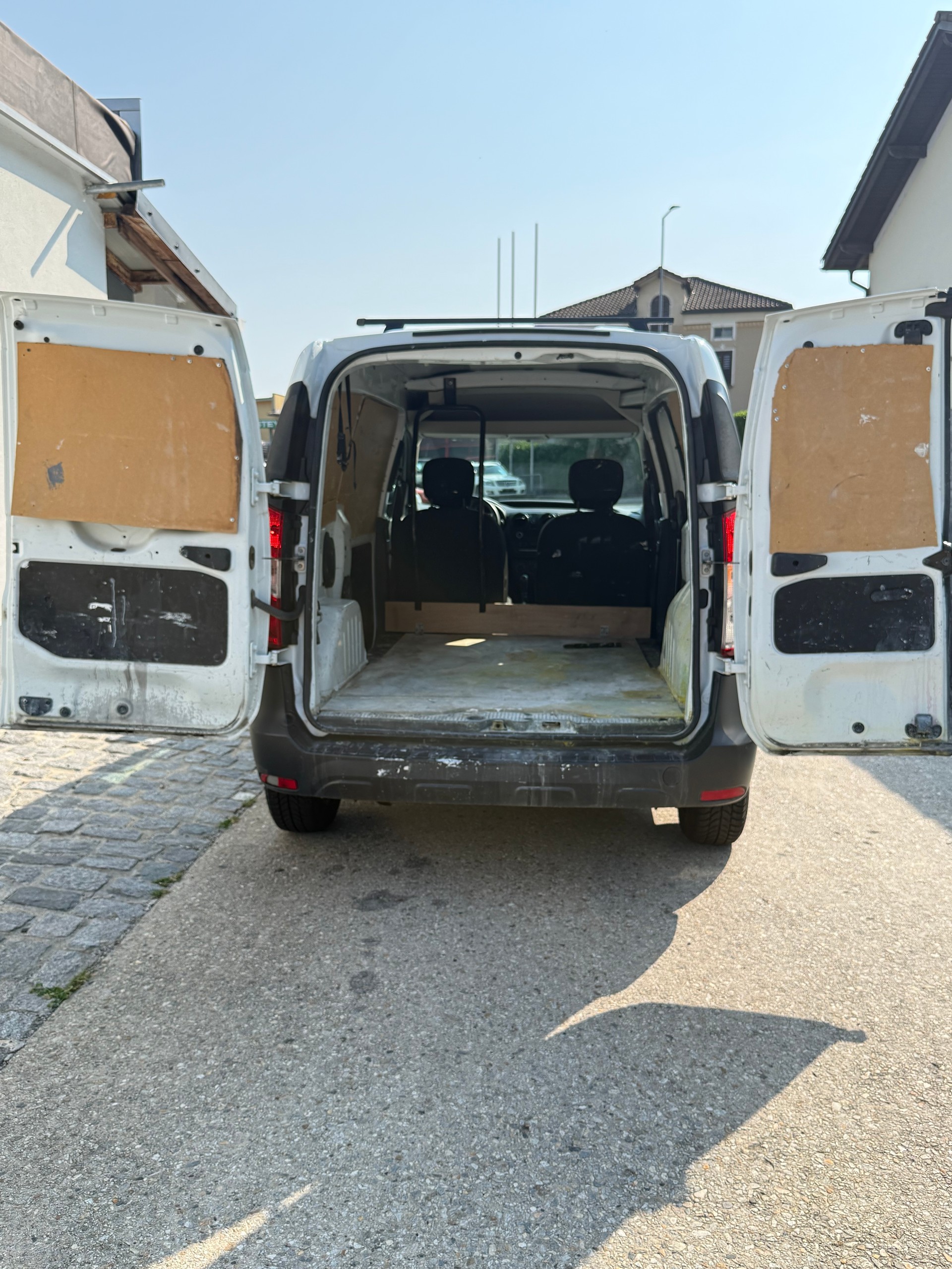 DACIA Dokker Van dCi 75 S&S Essential Verblecht-image-9