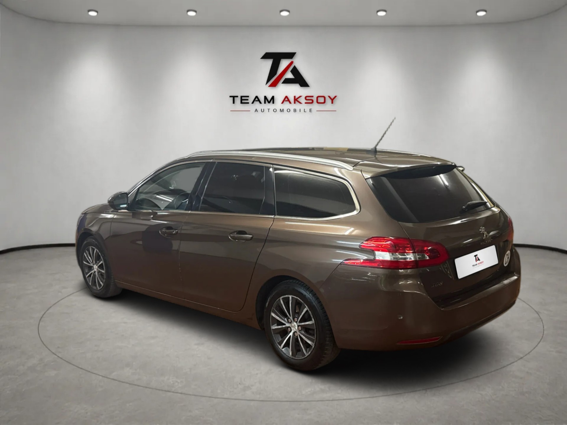 PEUGEOT 308 SW 1.2 THP Business Automatic-image-6