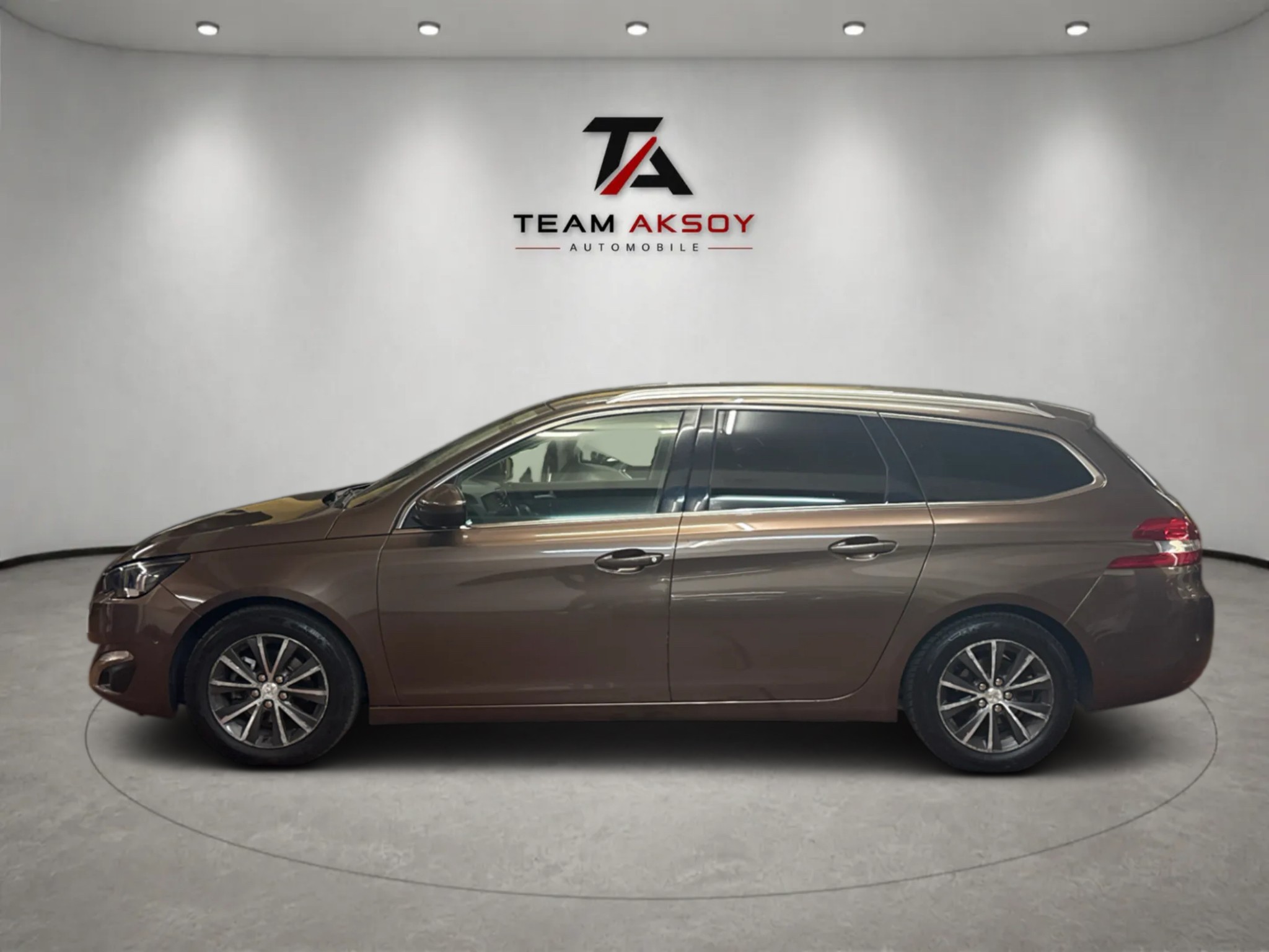 PEUGEOT 308 SW 1.2 THP Business Automatic — slika 8