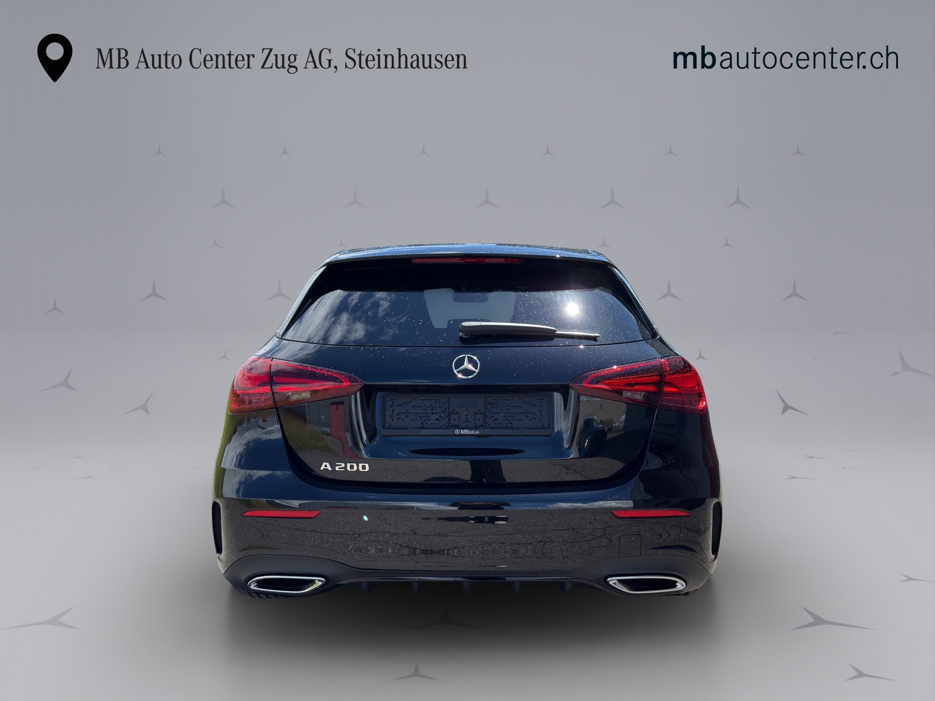MERCEDES-BENZ A 200 Night Star AMG Line-image-3