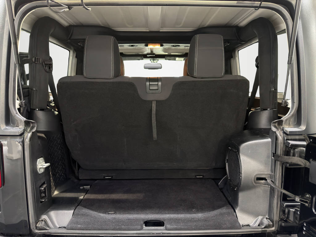 JEEP Wrangler 3.6 V6 Sahara-image-12