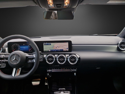 MERCEDES-BENZ A 200 Night Star 7G-DCT-image-8