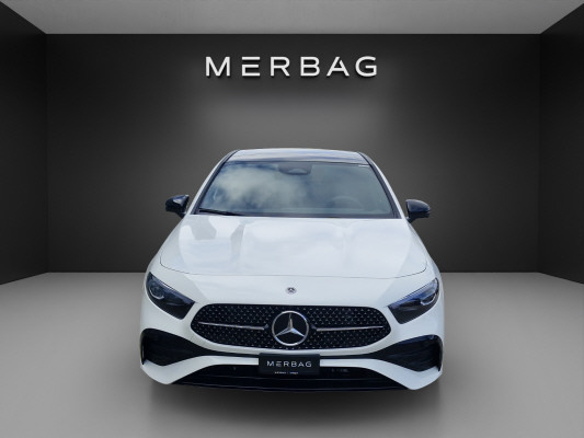 MERCEDES-BENZ A 200 Night Star 7G-DCT-image-3