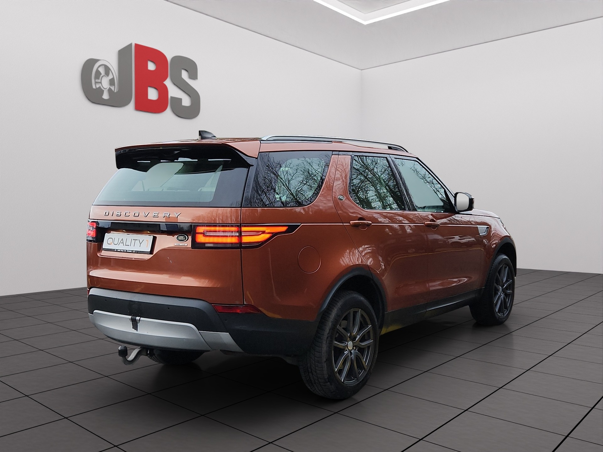 LAND ROVER Discovery 3.0 TD6 HSE Automatic 7 places-image-3