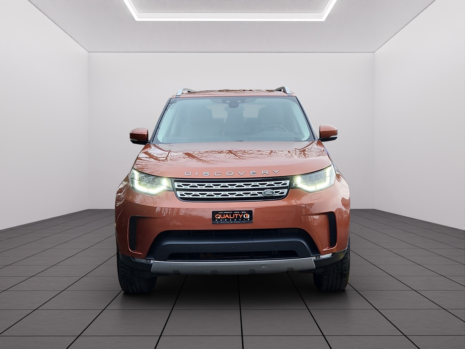 LAND ROVER Discovery 3.0 TD6 HSE Automatic 7 places-image-1