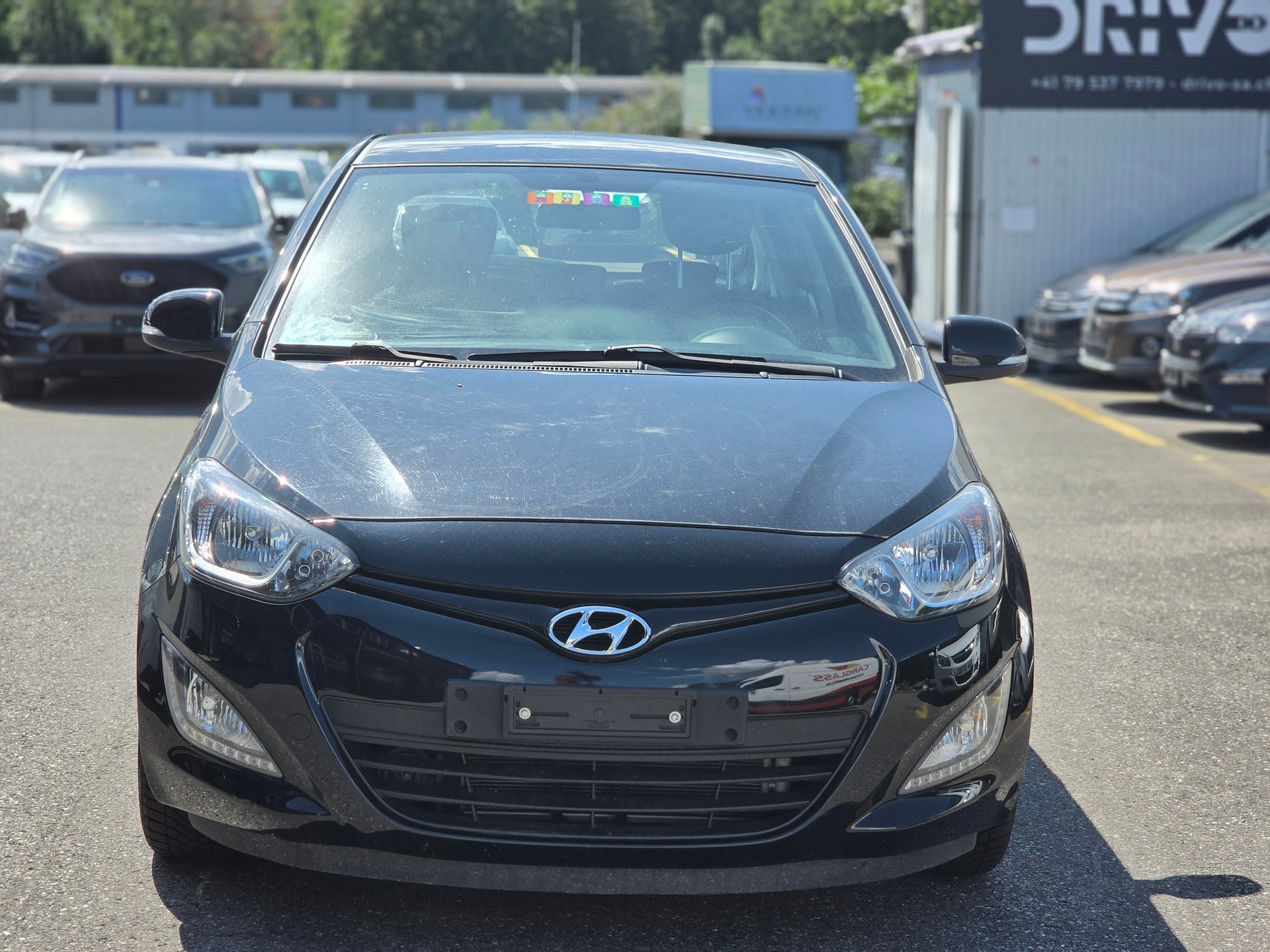 HYUNDAI i20 1.4 Premium-image-1