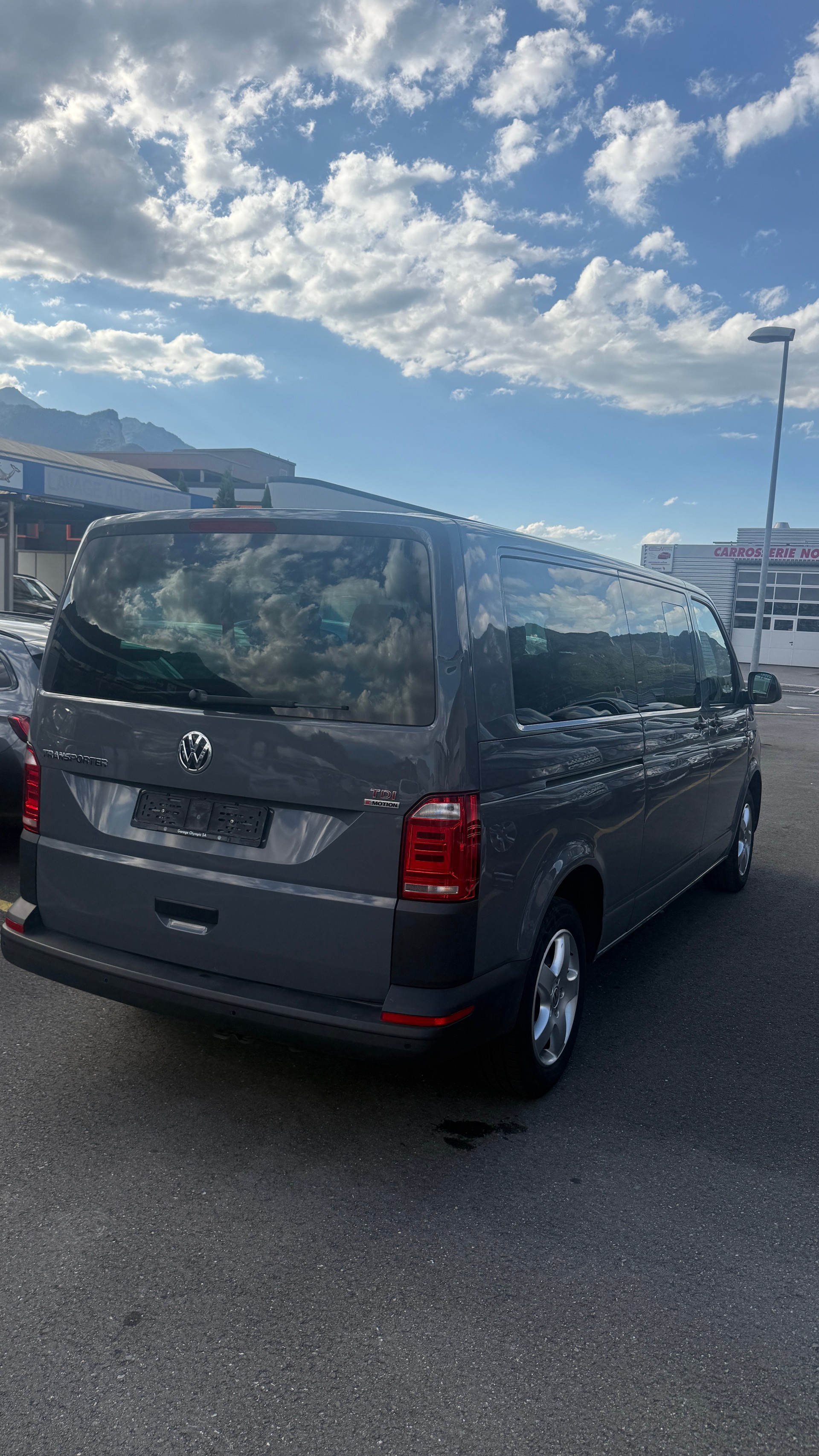 VW TRANSPORTER-image-5