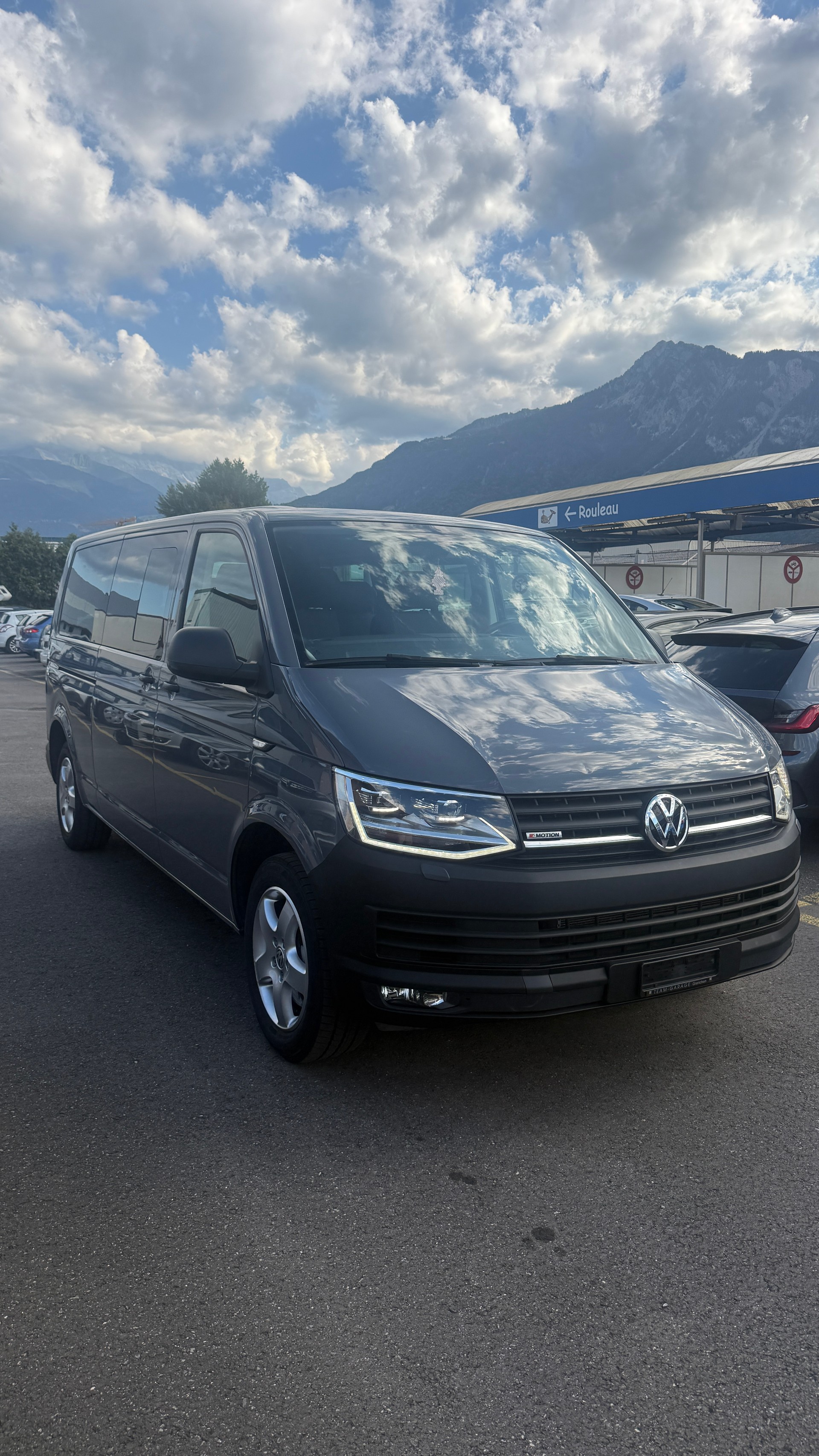 VW TRANSPORTER-image-0