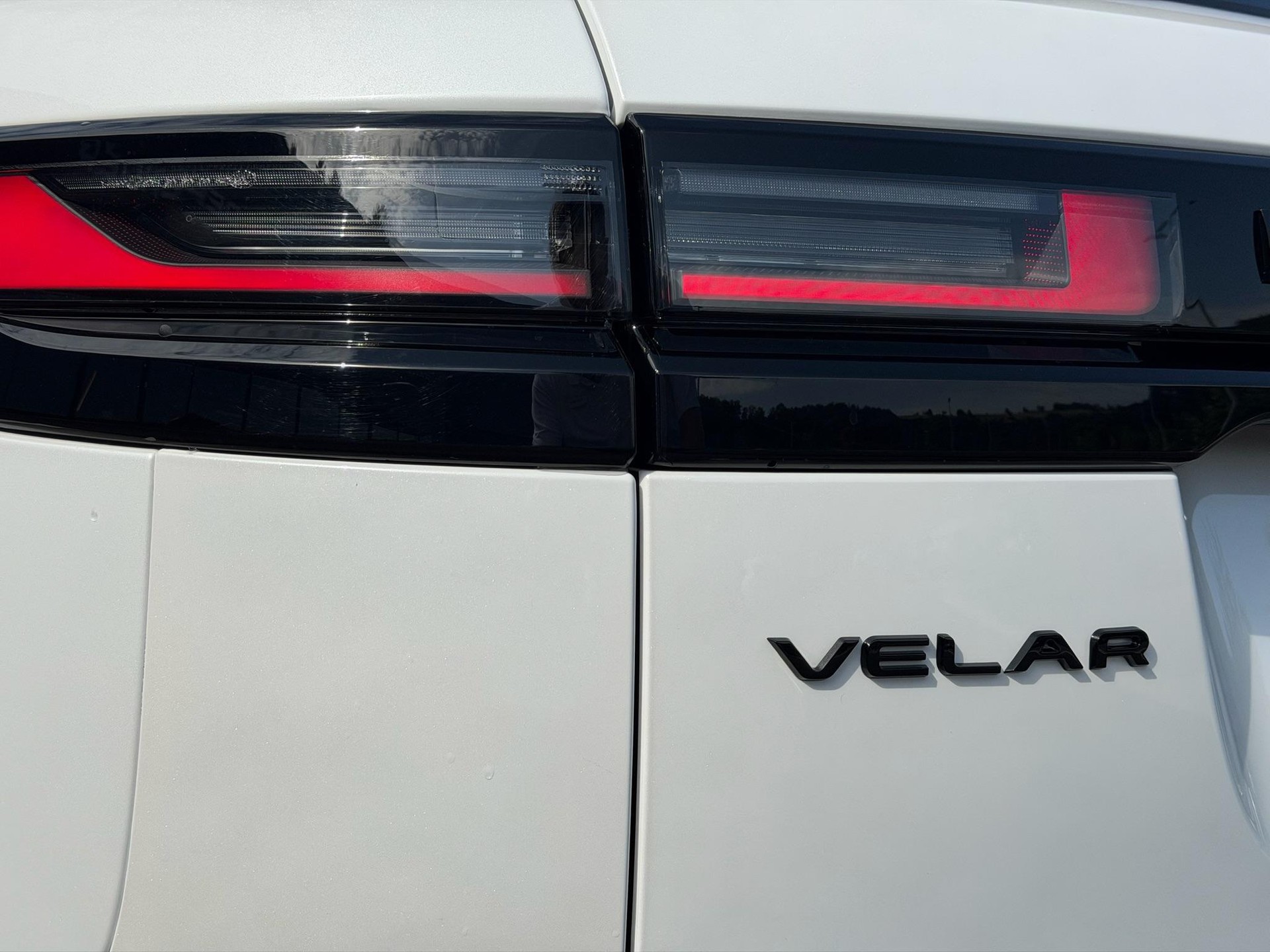 LAND ROVER Range Rover Velar 2.0 P400e Dynamic HSE-image-15
