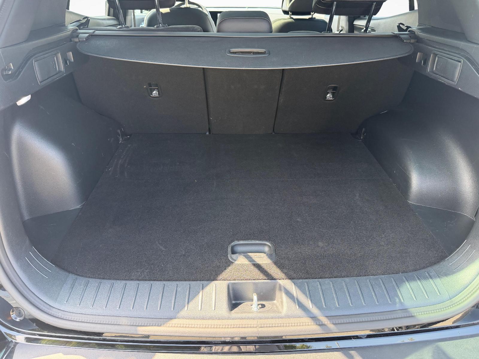 KIA Sportage 1.6 T-GDi PHEV Power Edition-image-10