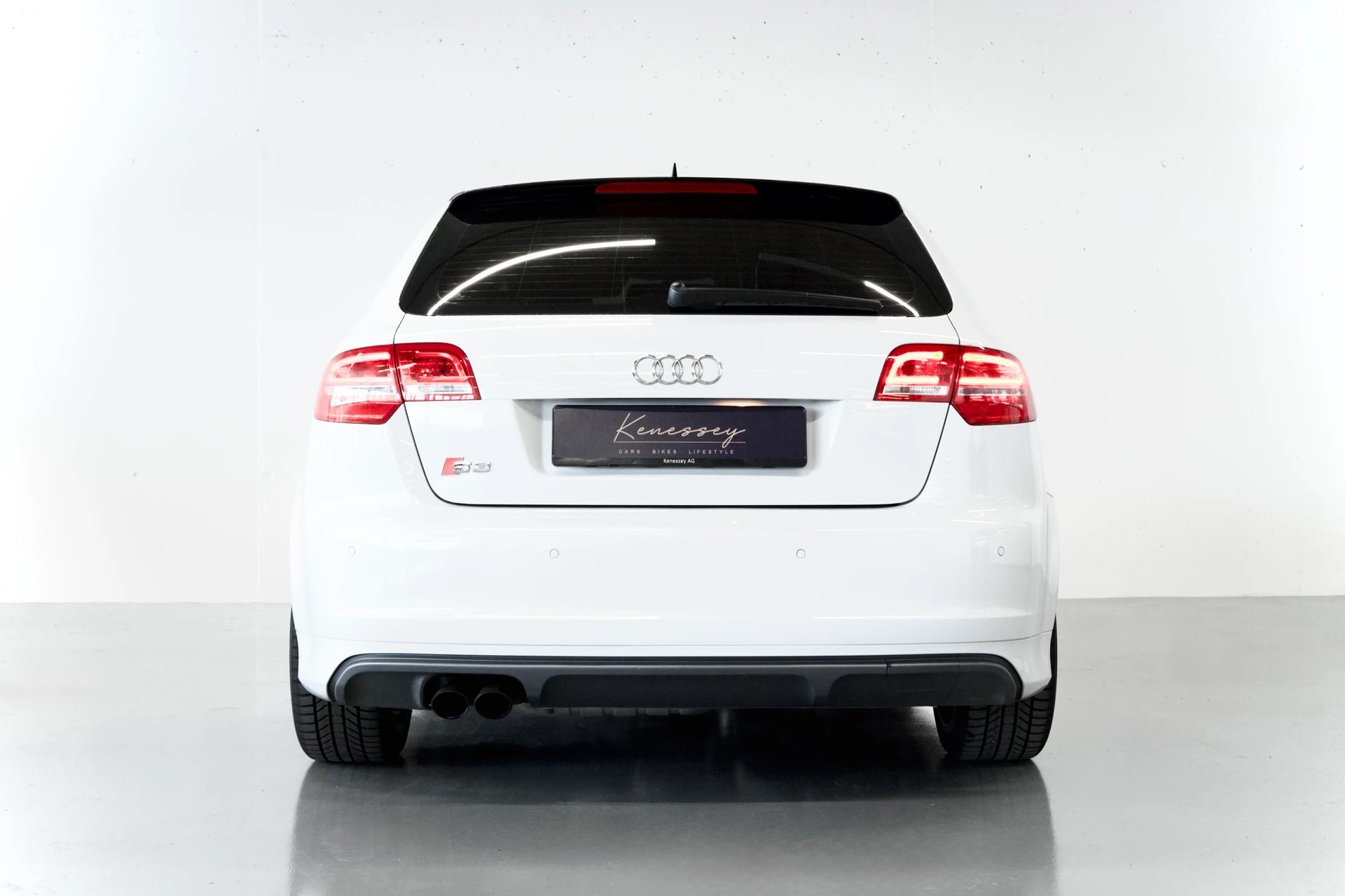 AUDI S3 SPORTBACK 2.0 TFSI QUATTRO S-TRONIC | CH-FZG | ALLRAD | LEDERSITZE | PANORAMADACH-image-2