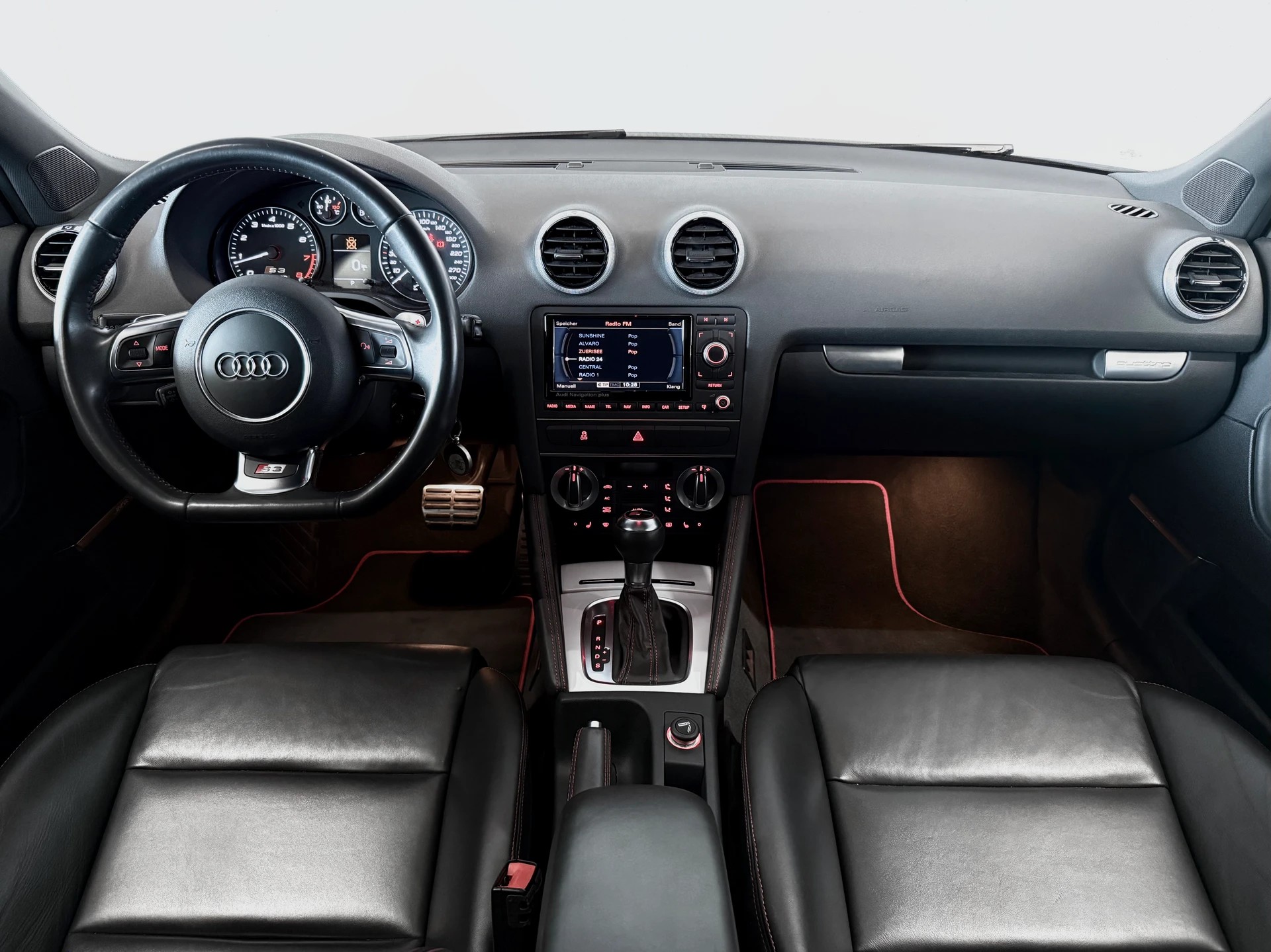 AUDI S3 SPORTBACK 2.0 TFSI QUATTRO S-TRONIC | CH-FZG | ALLRAD | LEDERSITZE | PANORAMADACH-image-7