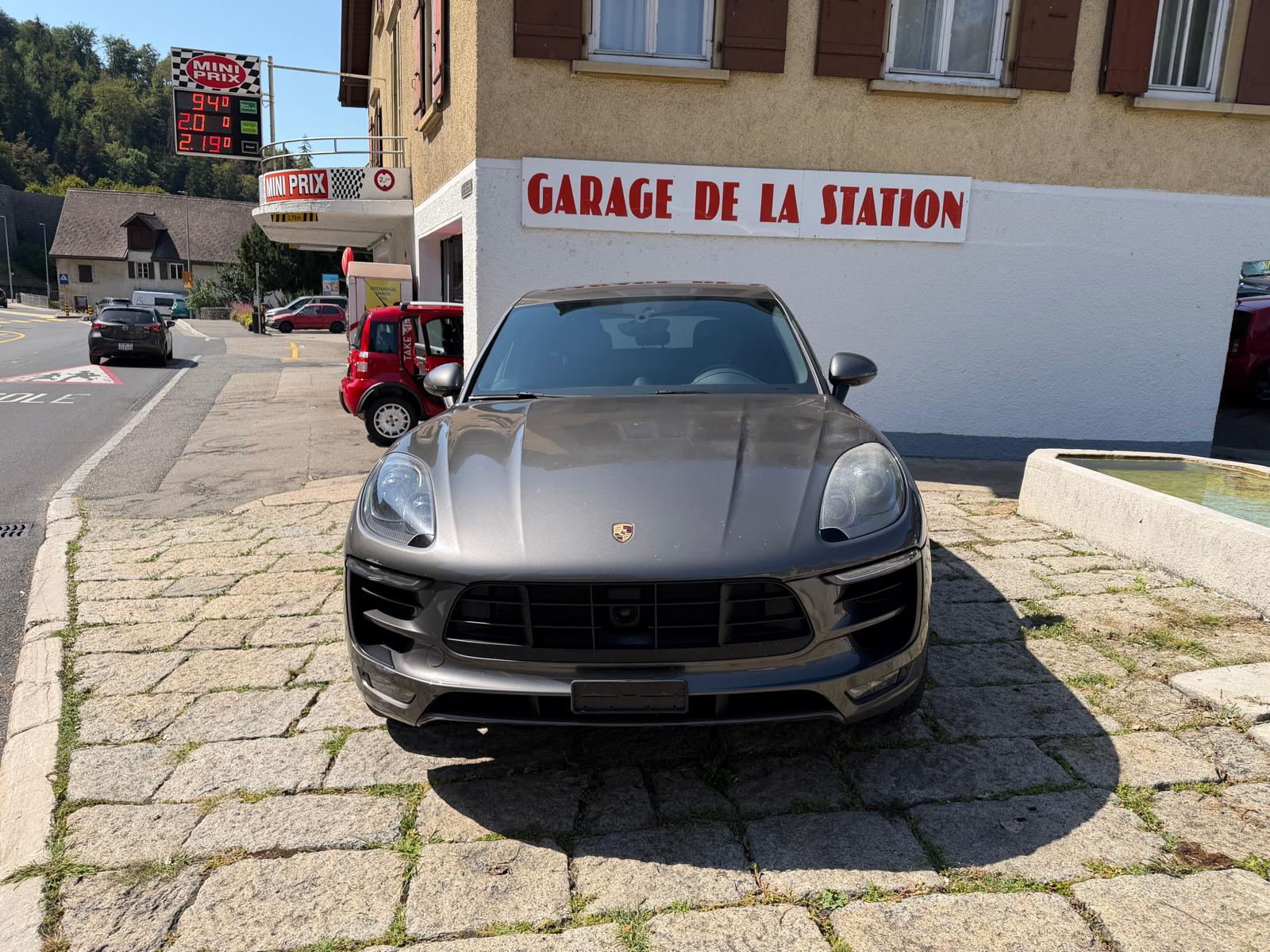 PORSCHE Macan S PDK-image-1