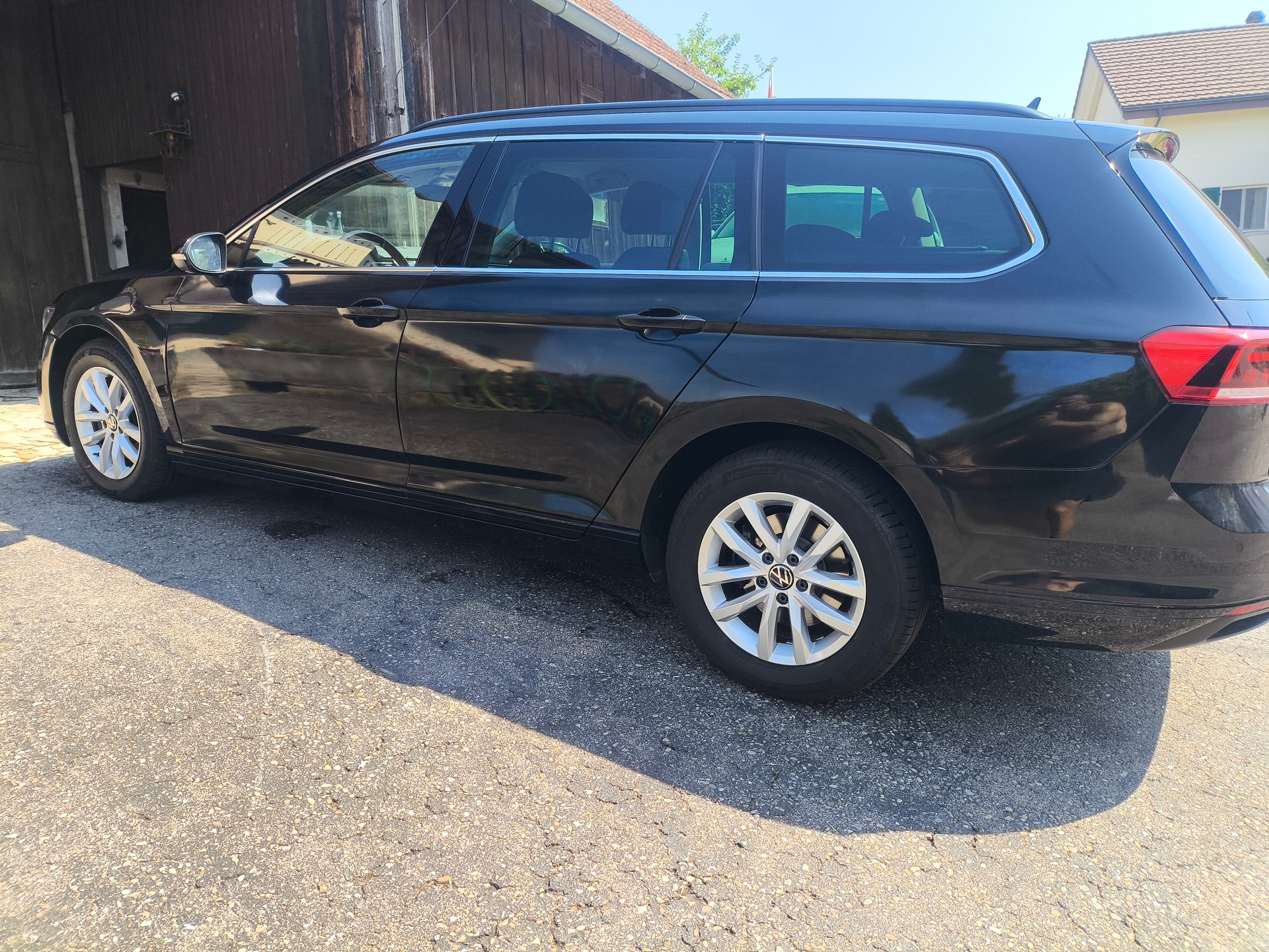 VW Passat 2.0 TDI BMT Elegance DSG-image-4