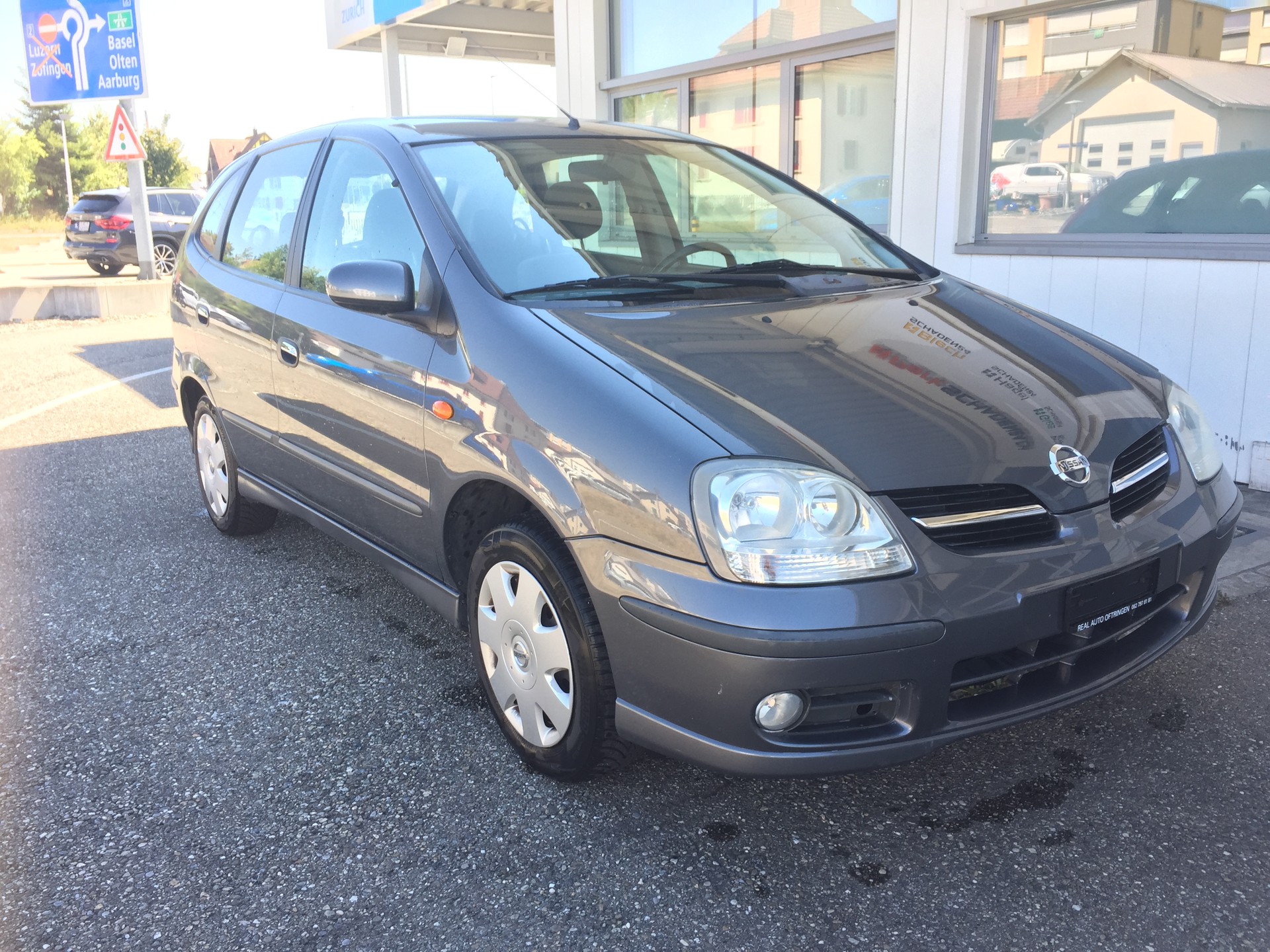 NISSAN Almera Tino 1.8 16V tekna-image-2
