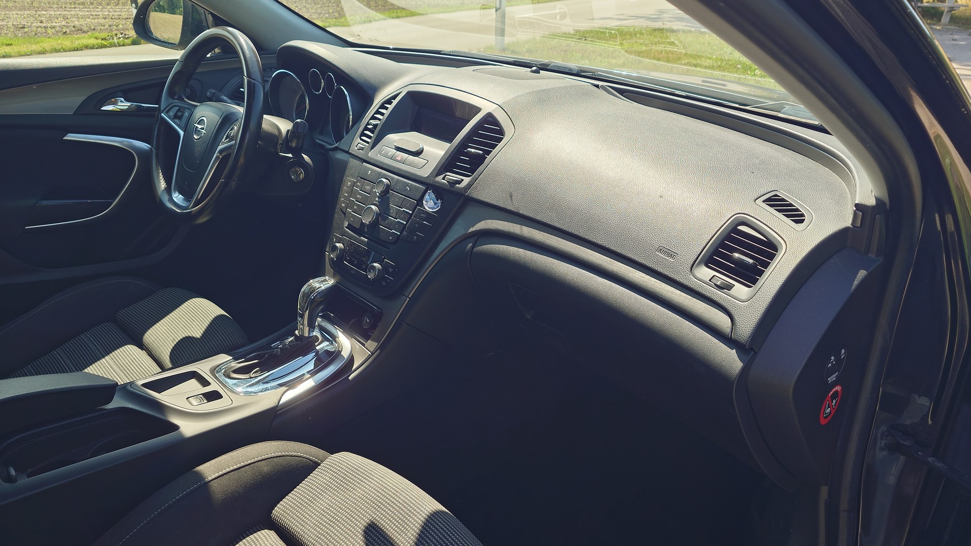 OPEL Insignia Sports Tourer 2.0 CDTI Automatic-image-10