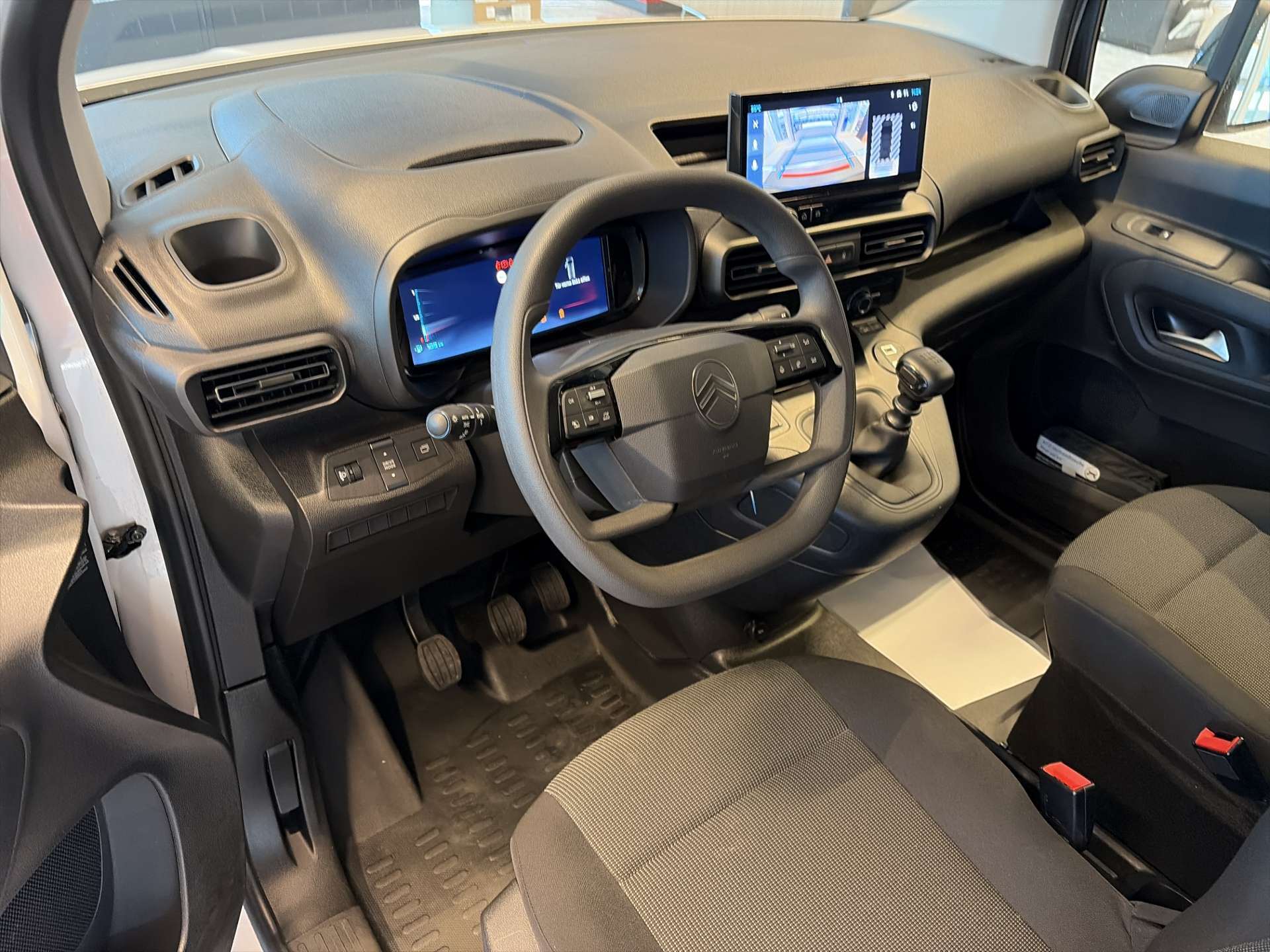 CITROEN Berlingo Van XL 1.5 Blue HDi 130-image-5
