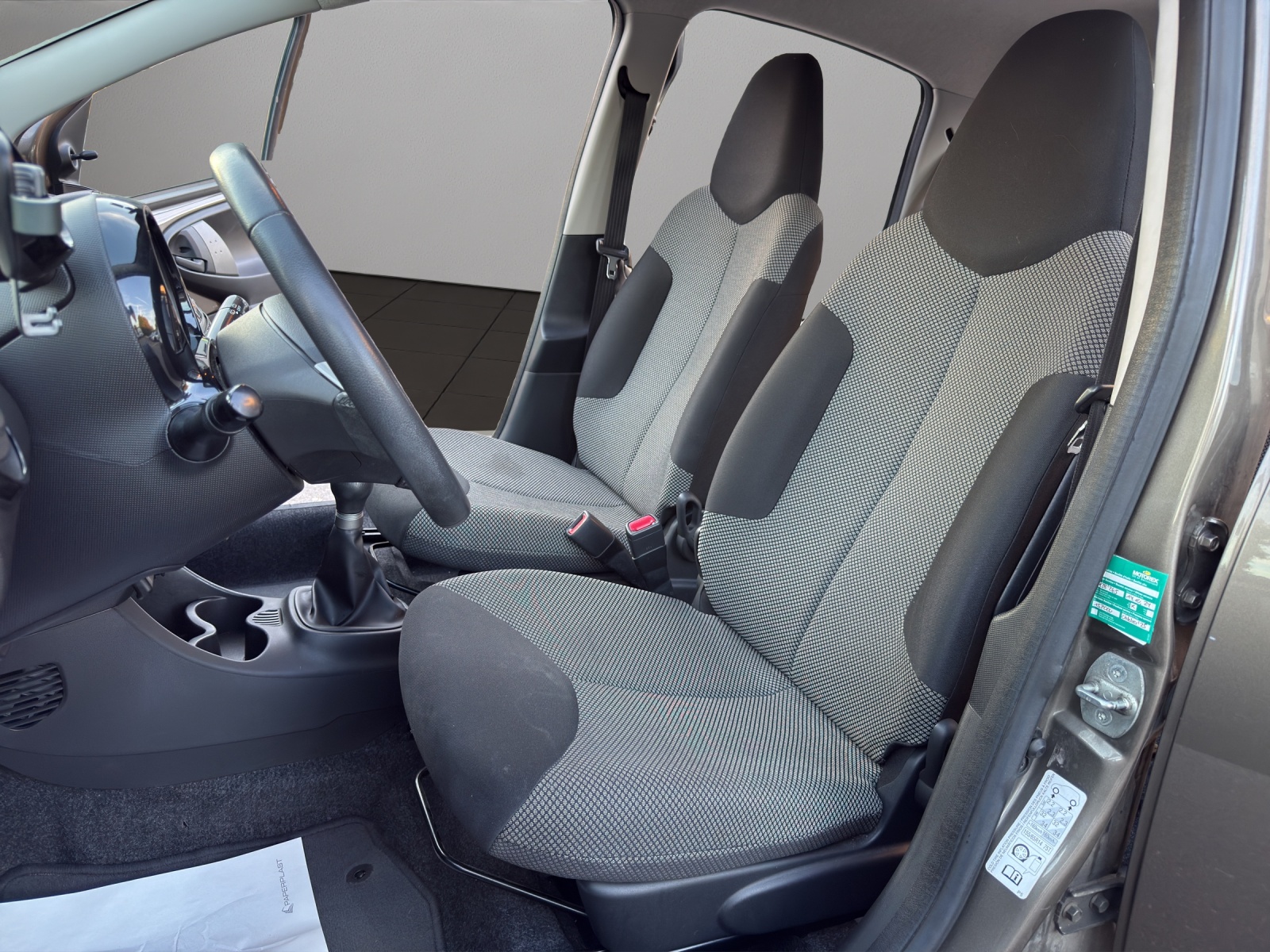 TOYOTA Aygo 1.0 VVT-i Luna-image-8