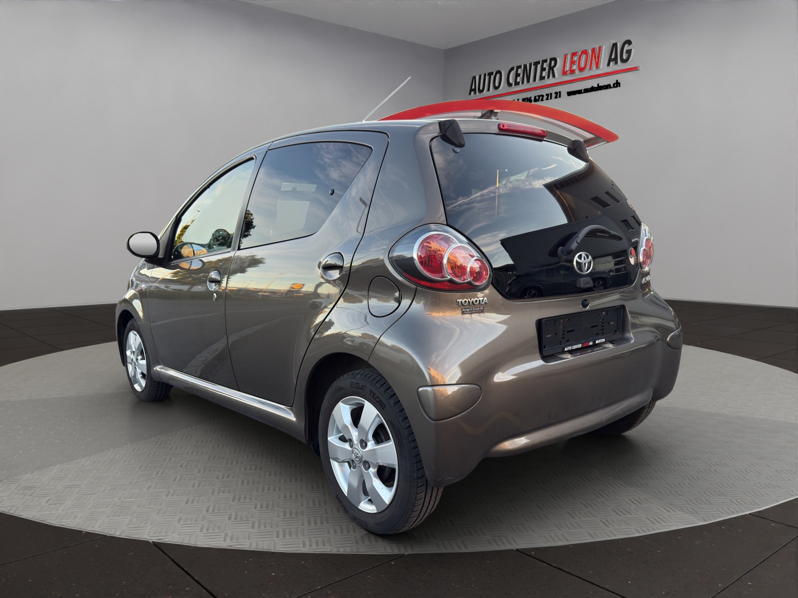 TOYOTA Aygo 1.0 VVT-i Luna-image-3