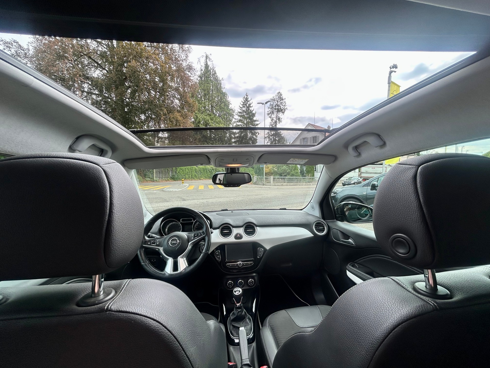 OPEL Adam 1.0 T. Swingtop Ed-image-8