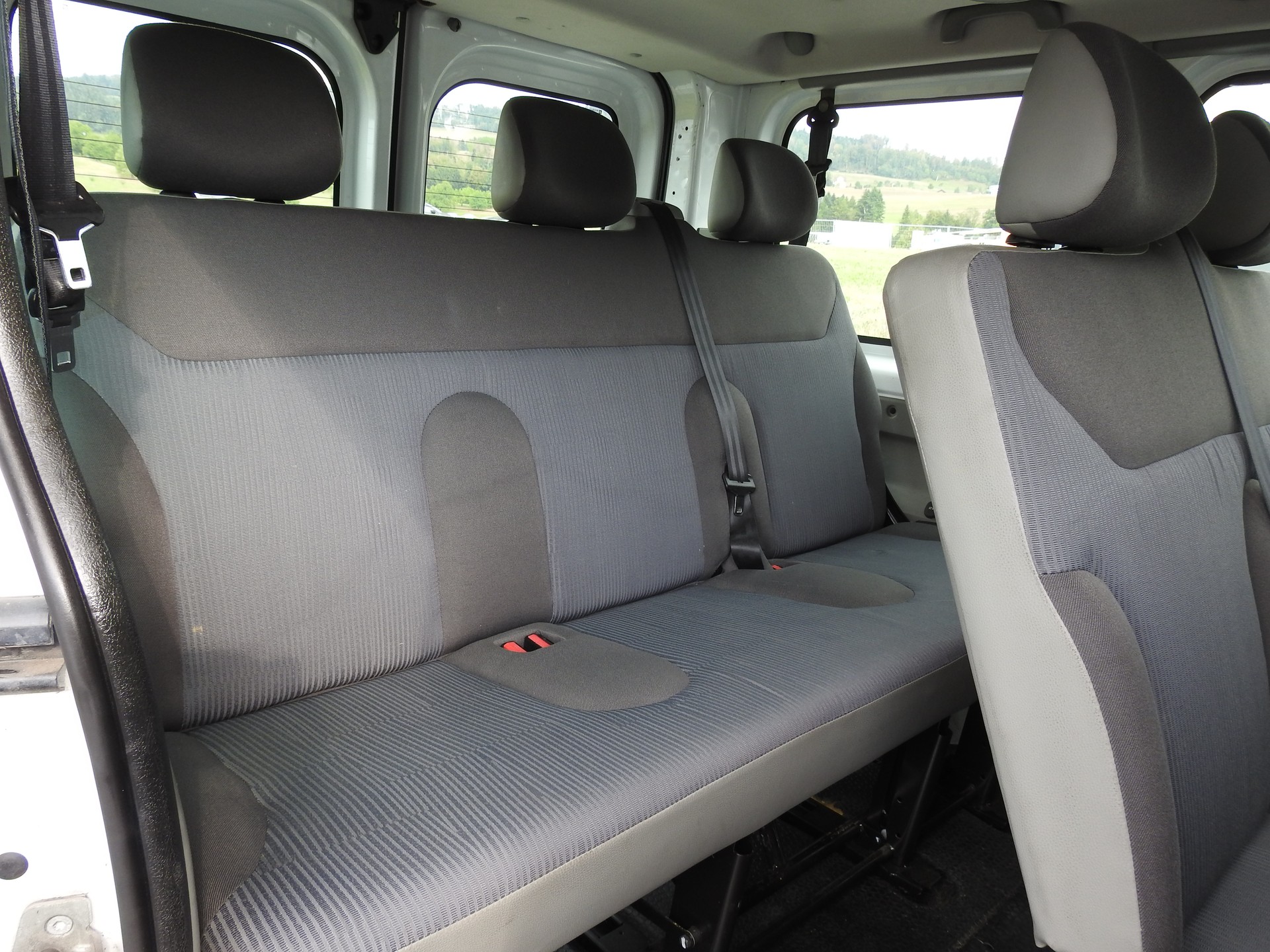 OPEL Vivaro 2.0 CDTI 2.7t L1H1-image-15