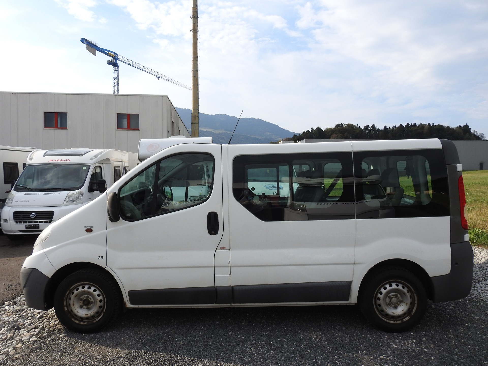 OPEL Vivaro 2.0 CDTI 2.7t L1H1-image-2