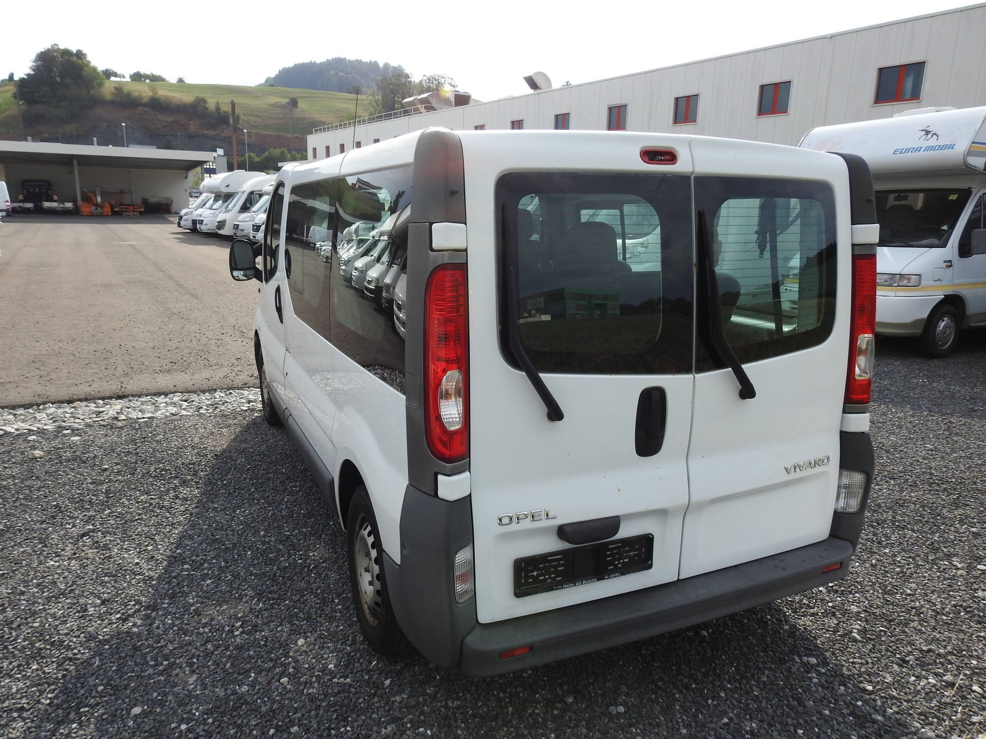 OPEL Vivaro 2.0 CDTI 2.7t L1H1-image-3