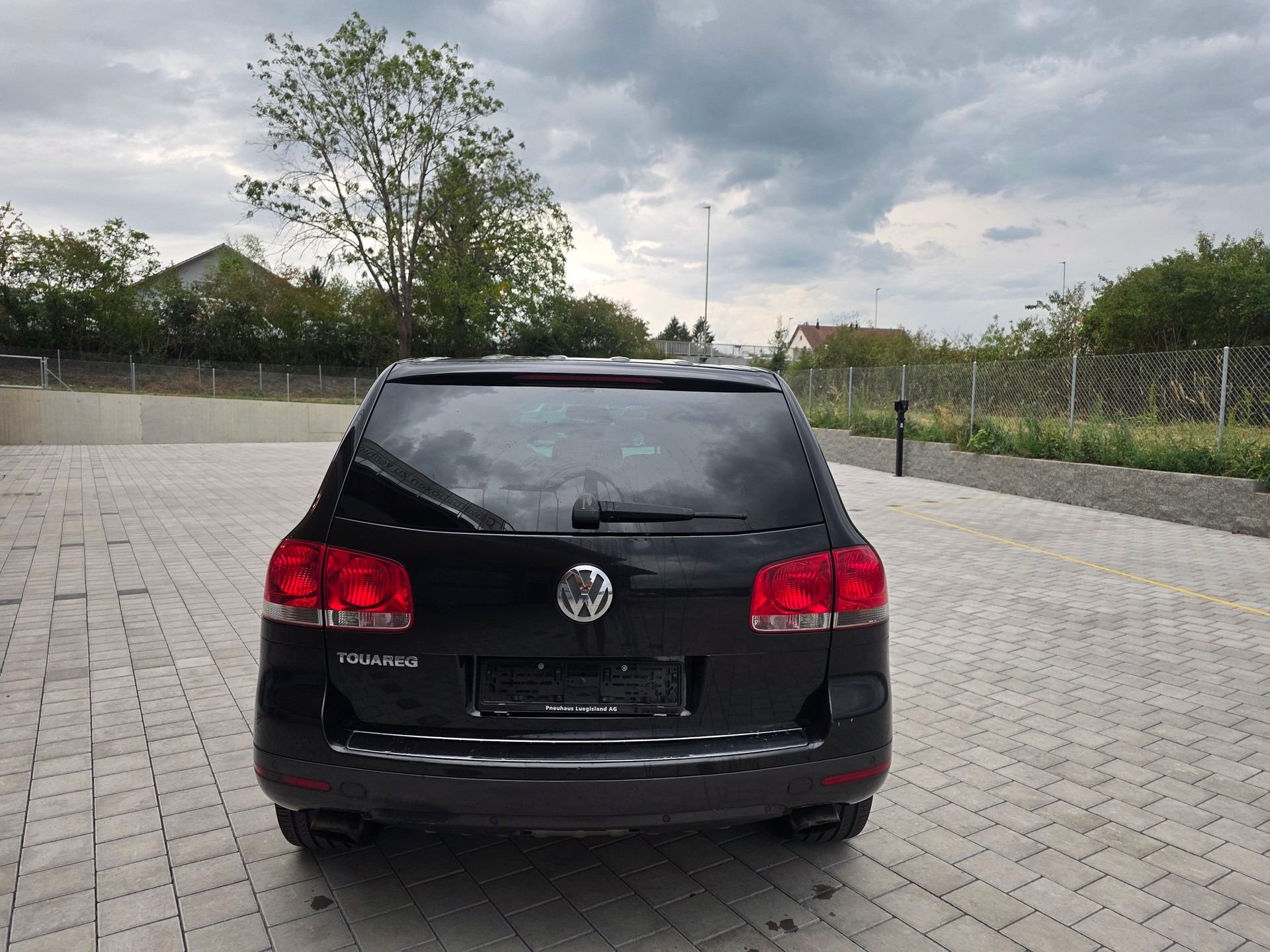 VW Touareg 5.0 TDI V10 Automatic-image-8