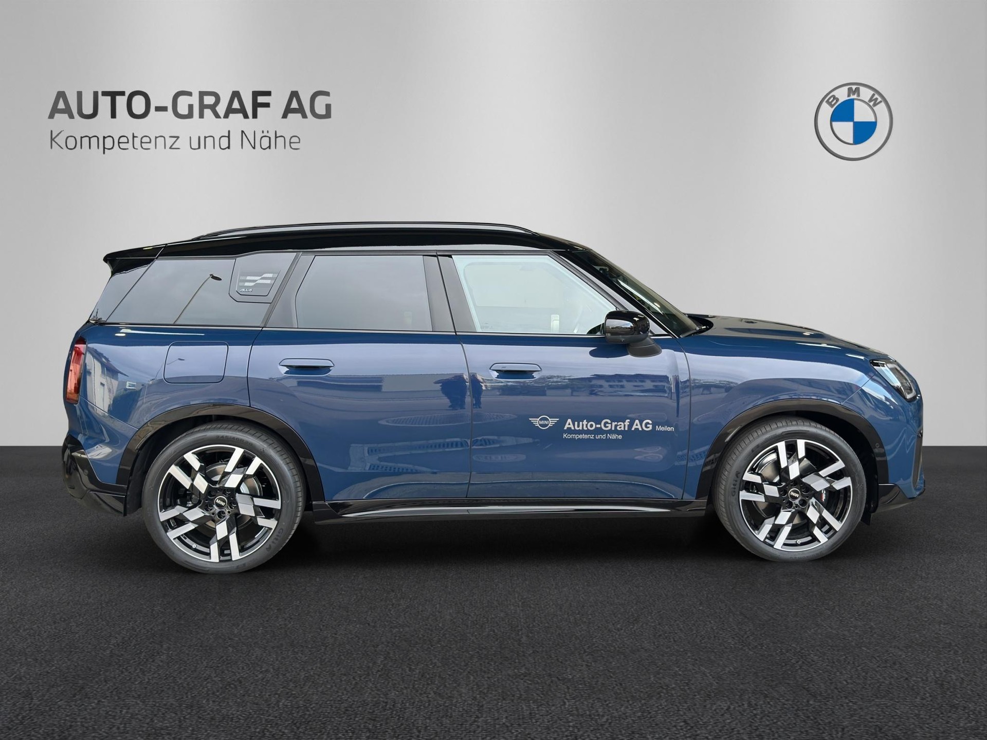 MINI "JCW" Countryman SE ALL4-image-5
