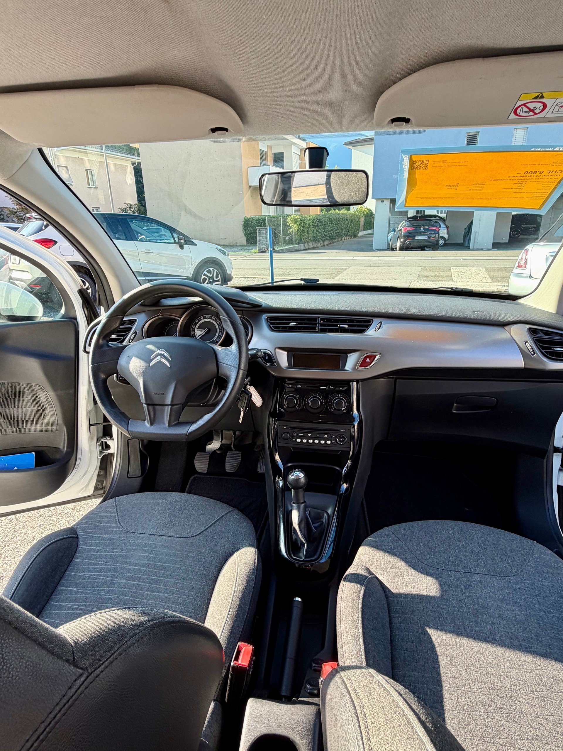 CITROEN C3 1.2i Séduction-image-10