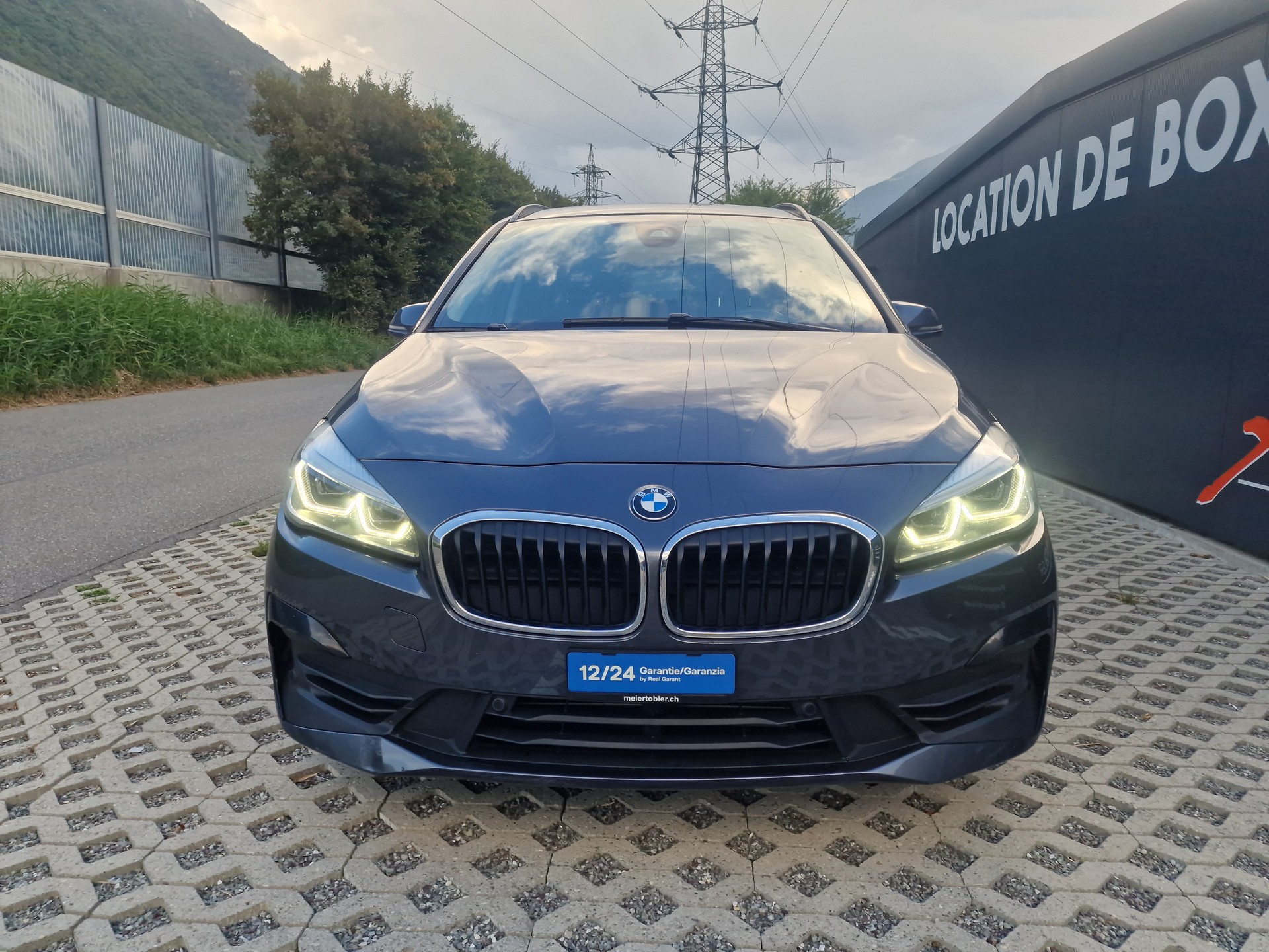 BMW 218d xDrive Gran Tourer Steptronic Sport Line-image-0