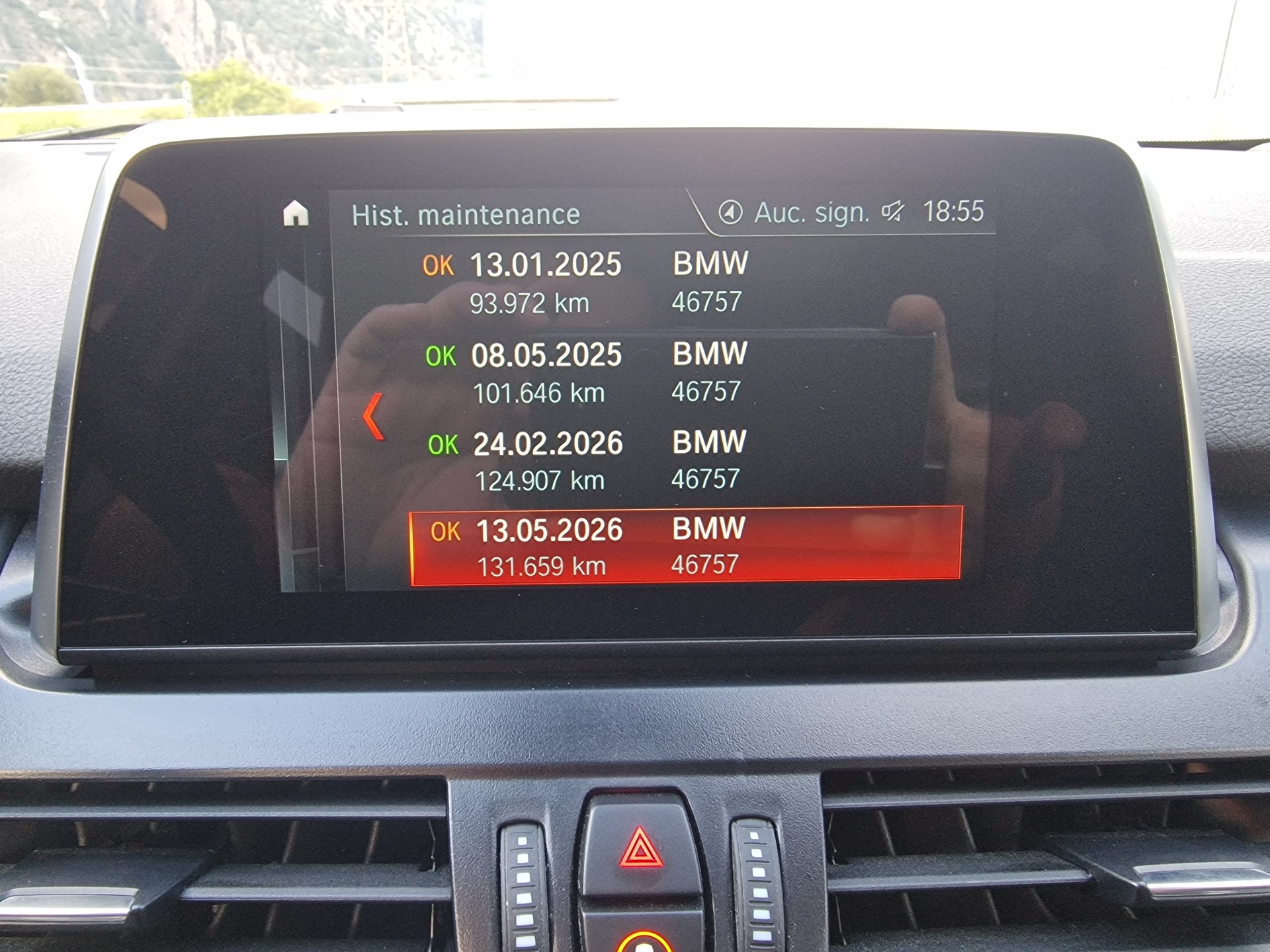 BMW 218d xDrive Gran Tourer Steptronic Sport Line-image-14