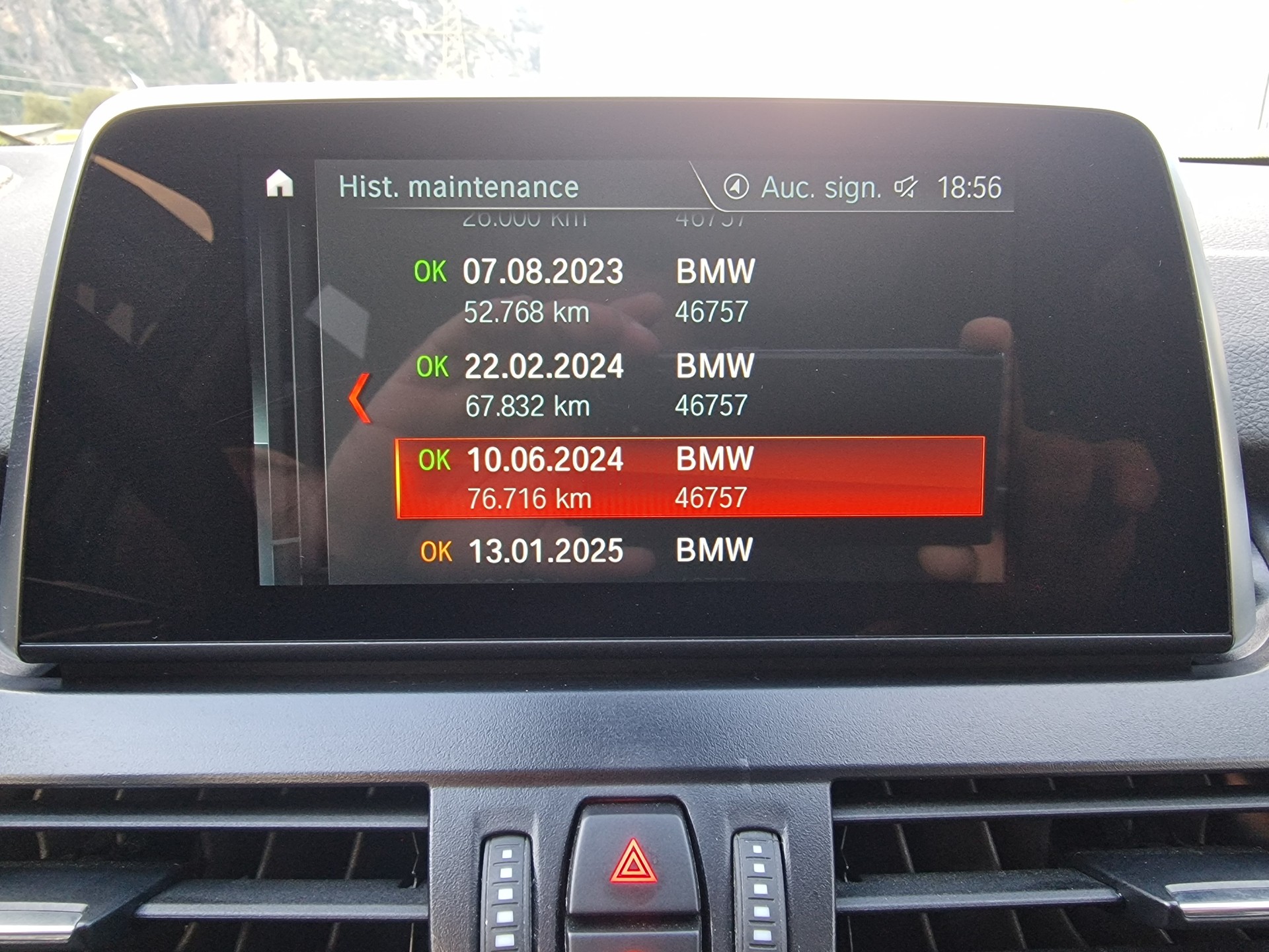 BMW 218d xDrive Gran Tourer Steptronic Sport Line-image-13