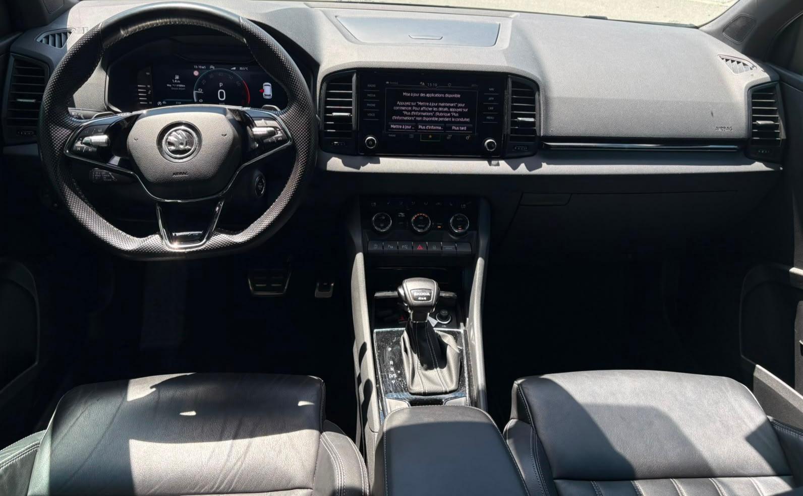 SKODA Karoq 2.0 TSI SportLine 4x4 DSG-image-6