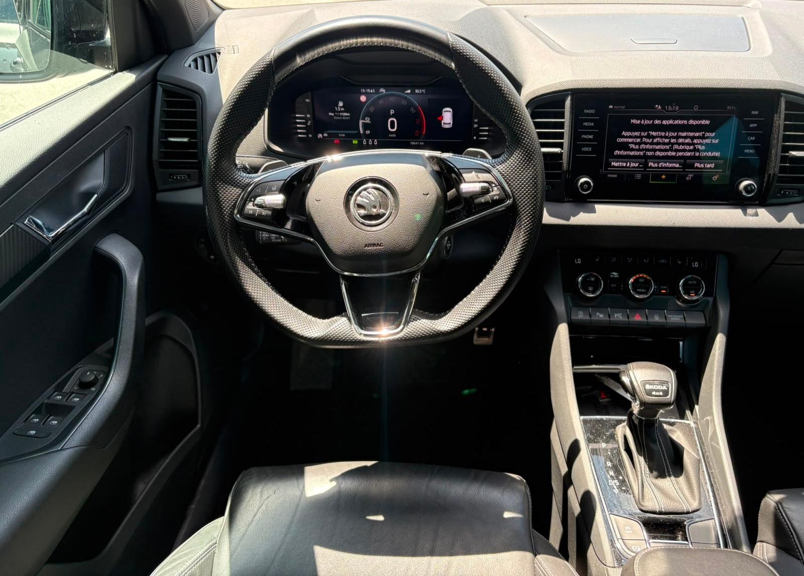 SKODA Karoq 2.0 TSI SportLine 4x4 DSG-image-5