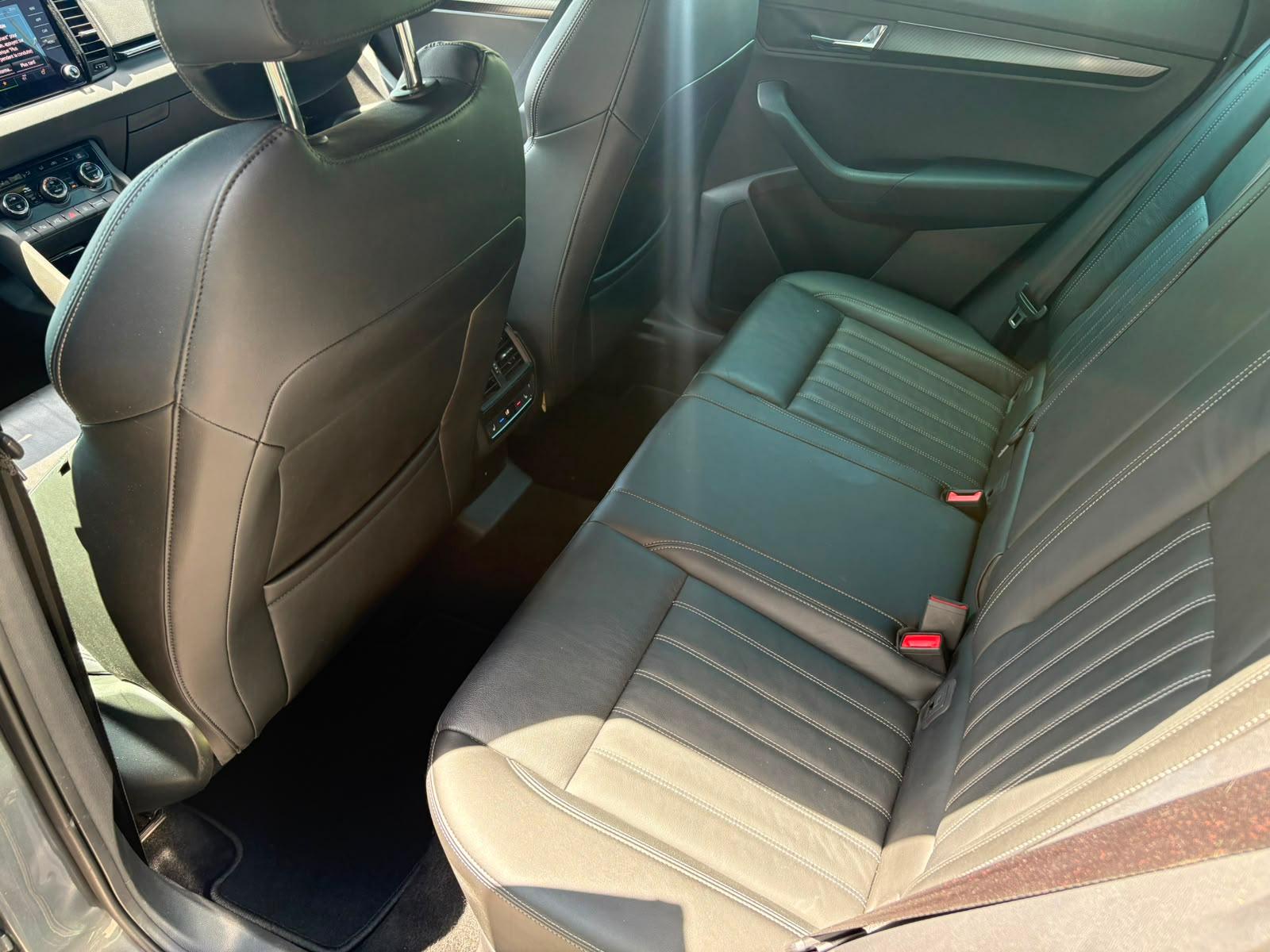 SKODA Karoq 2.0 TSI SportLine 4x4 DSG-image-7